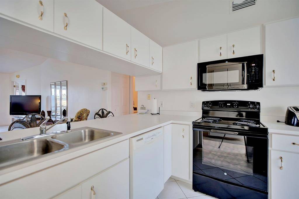 Lake Placid, FL 33852,504 SW Chelsee Way #504