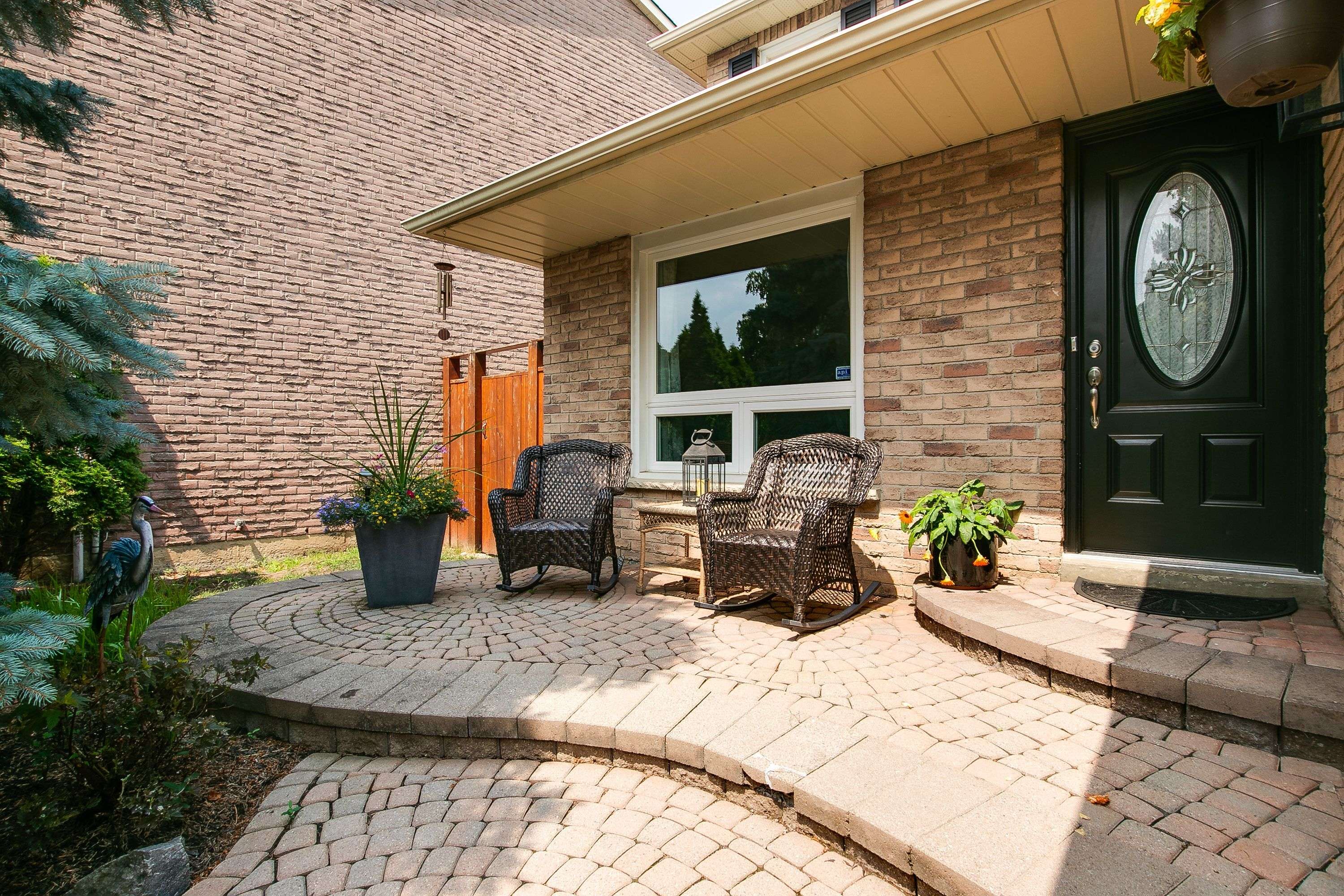 Markham, ON L3R 4W3,30 Vanessa RD