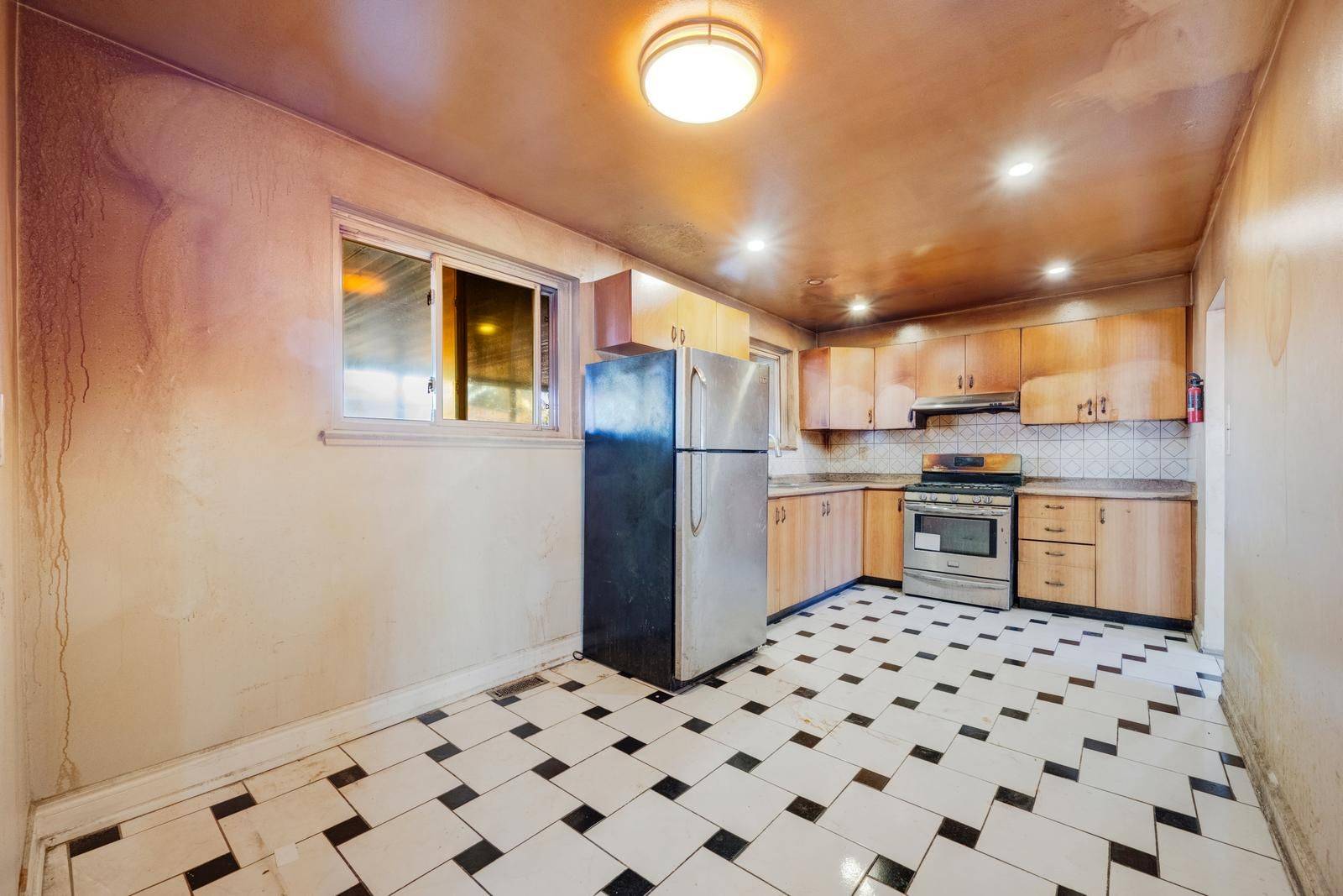 Mississauga, ON L4T 2Y5,7270 Topping RD