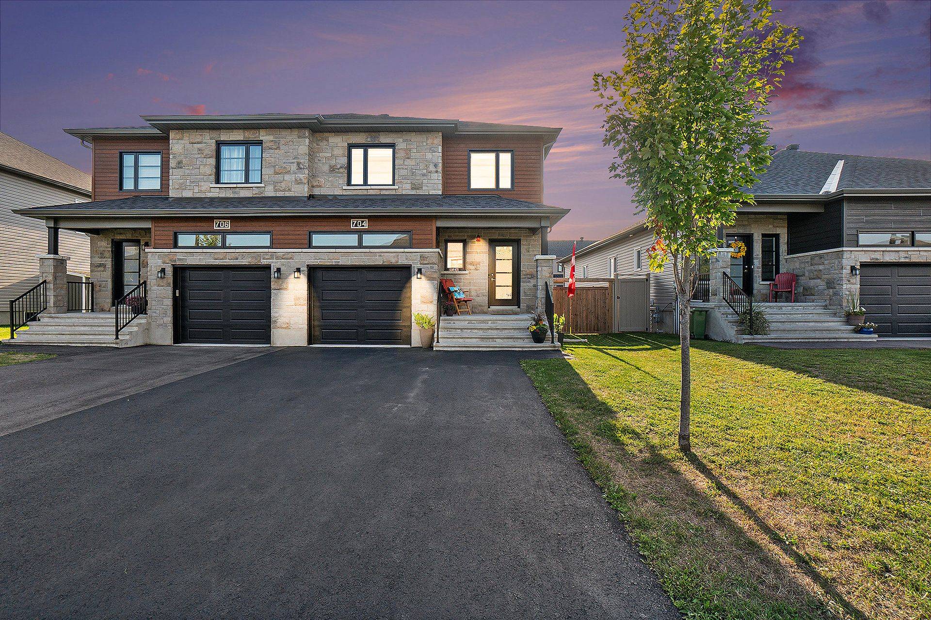 Russell, ON K4R 1E5,704 Azure ST