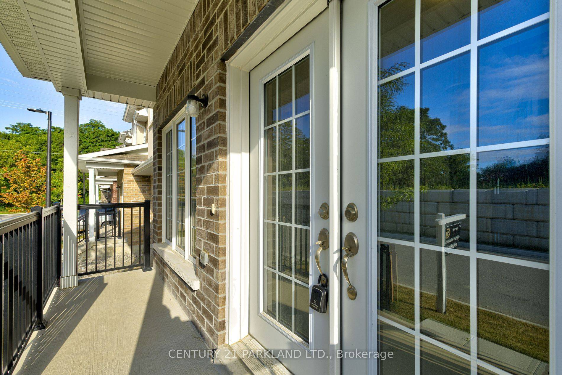 Pickering, ON L1V 1S9,1741 Fairport RD #POTL #4