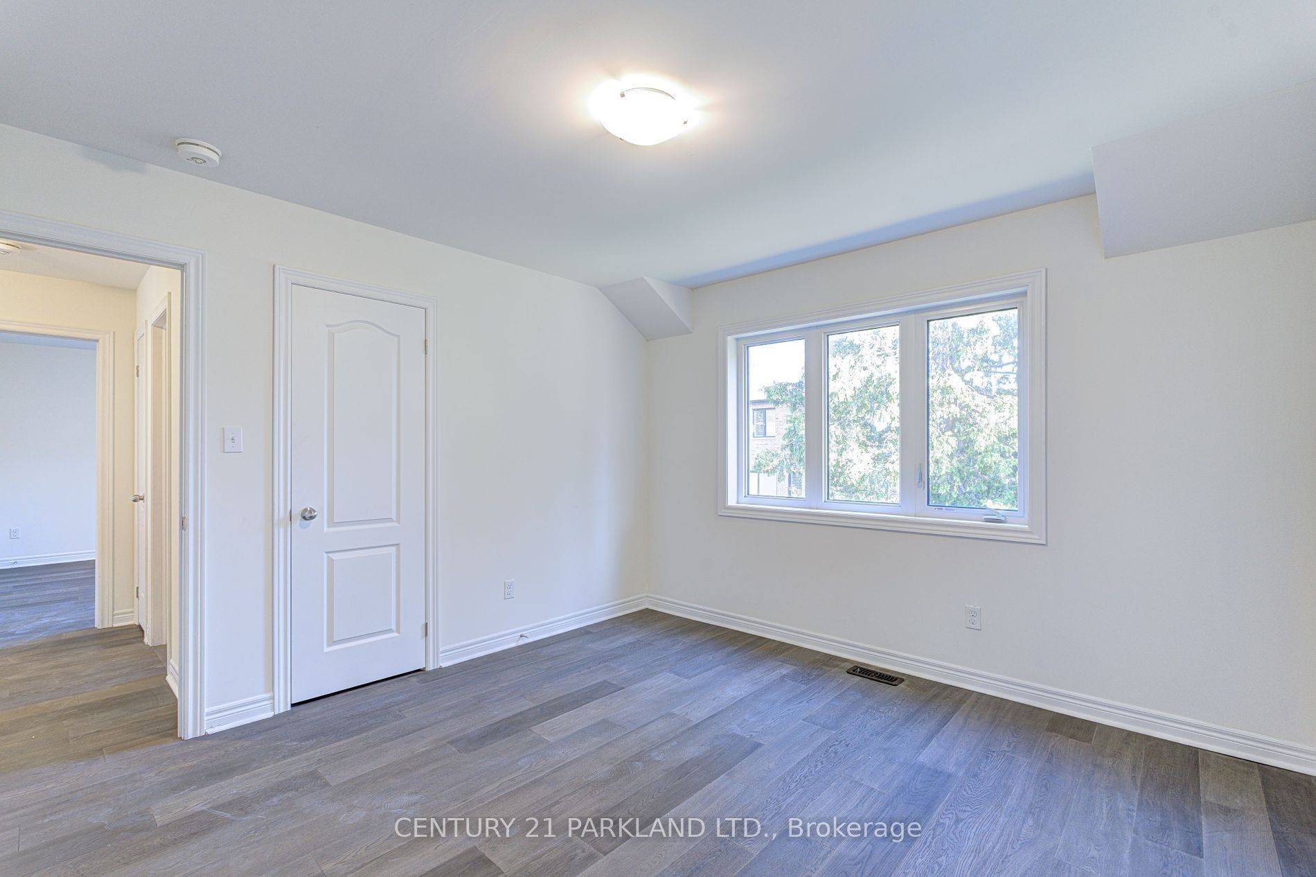 Pickering, ON L1V 1S9,1741 Fairport RD #POTL #4