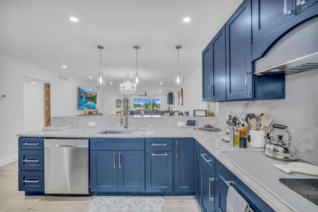 Atlantis, FL 33462,250 John F Kennedy Drive #403