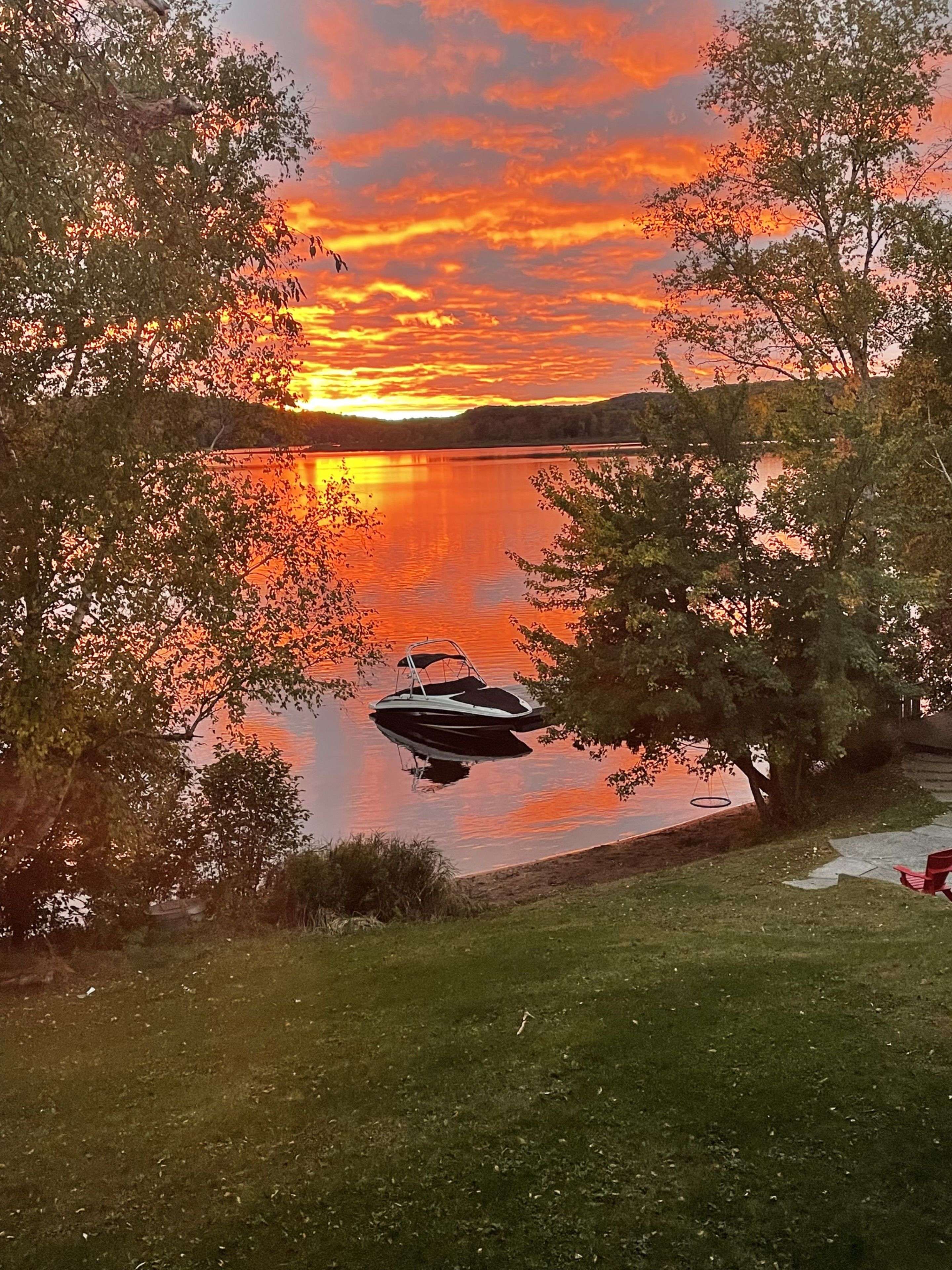 Huntsville, ON P1H 2J2,11 Tipper LN