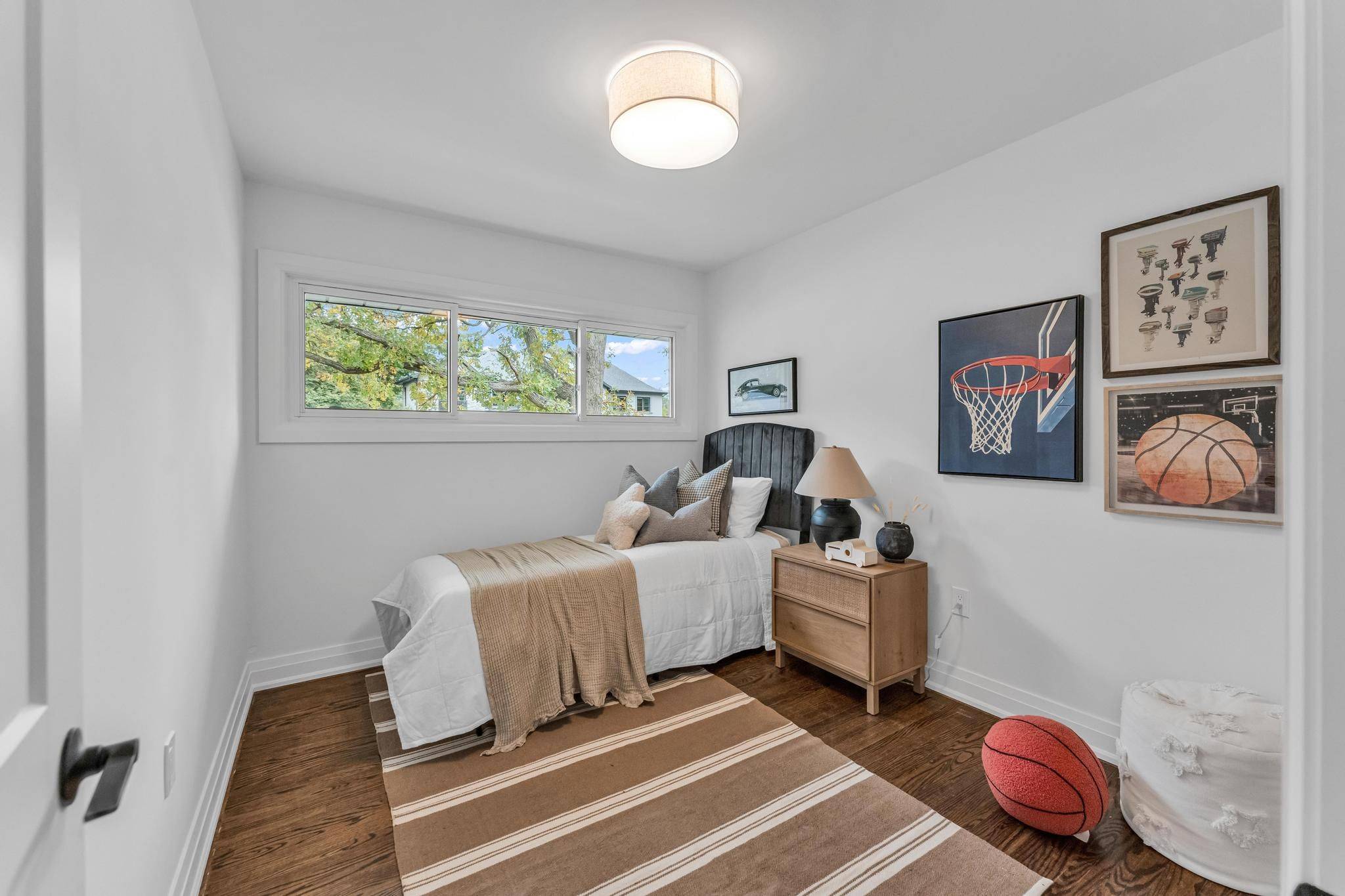 Hamilton, ON L9G 3B7,95 Seneca DR