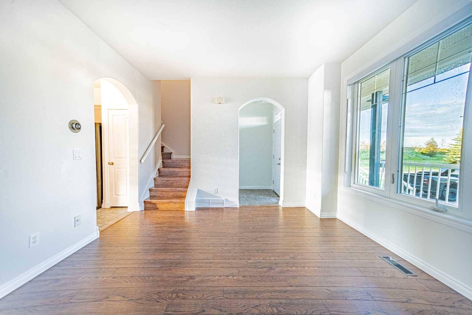 Red Deer, AB T4P4E6,42 Kanten Close