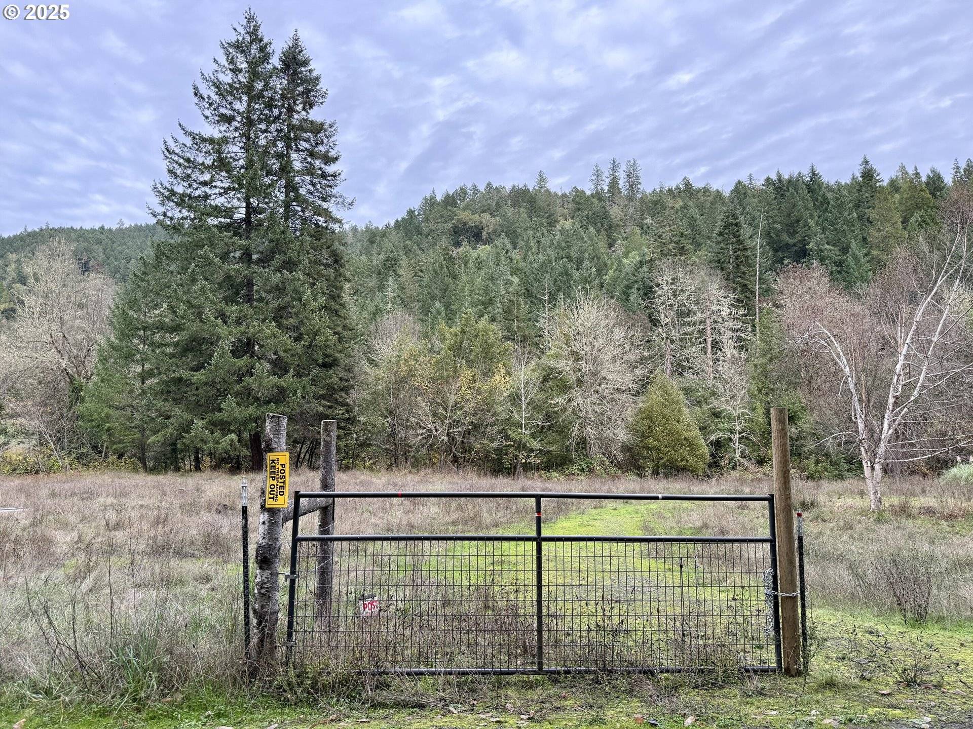 Tenmile, OR 97481,505 SIBOLD CANYON RD