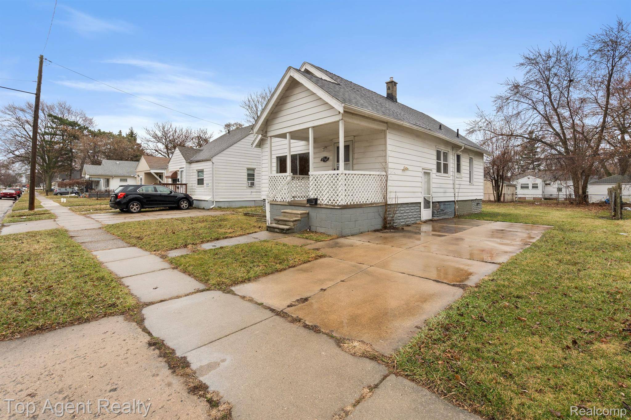 Warren, MI 48089,8094 Meadow AVE