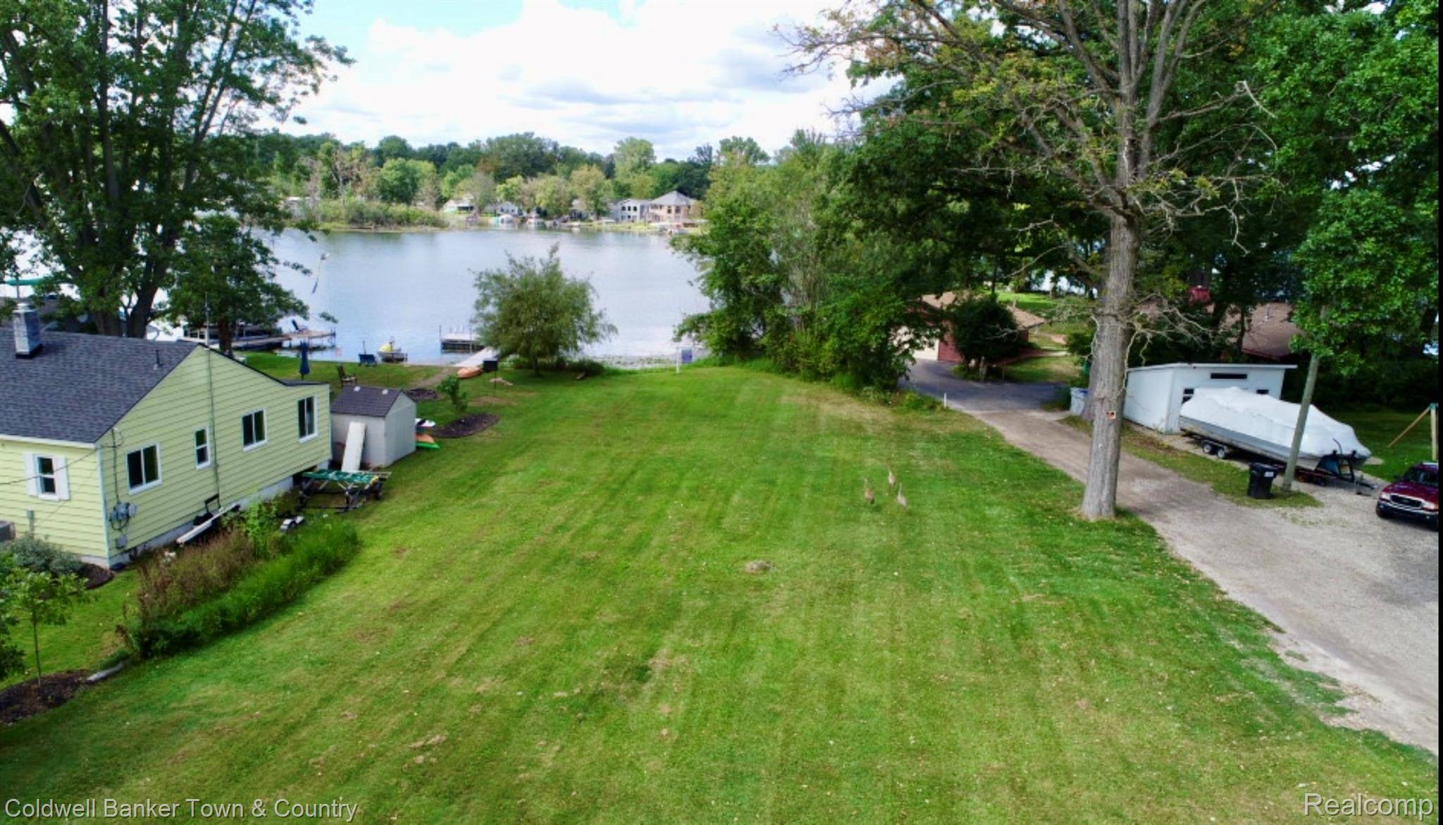 Brighton, MI 48116,0 Riverside DR