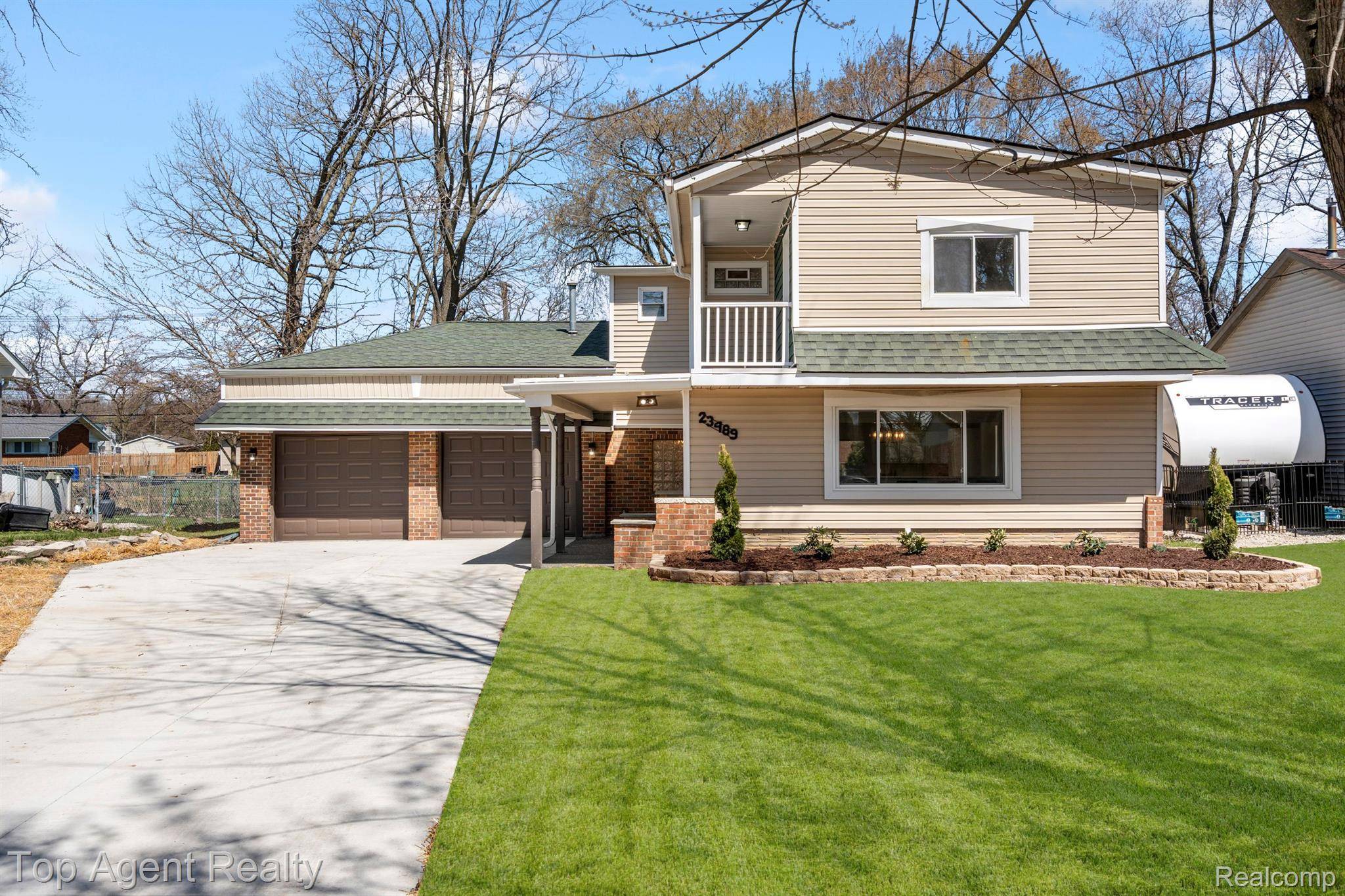 Clinton Township, MI 48035,23489 Talbot ST