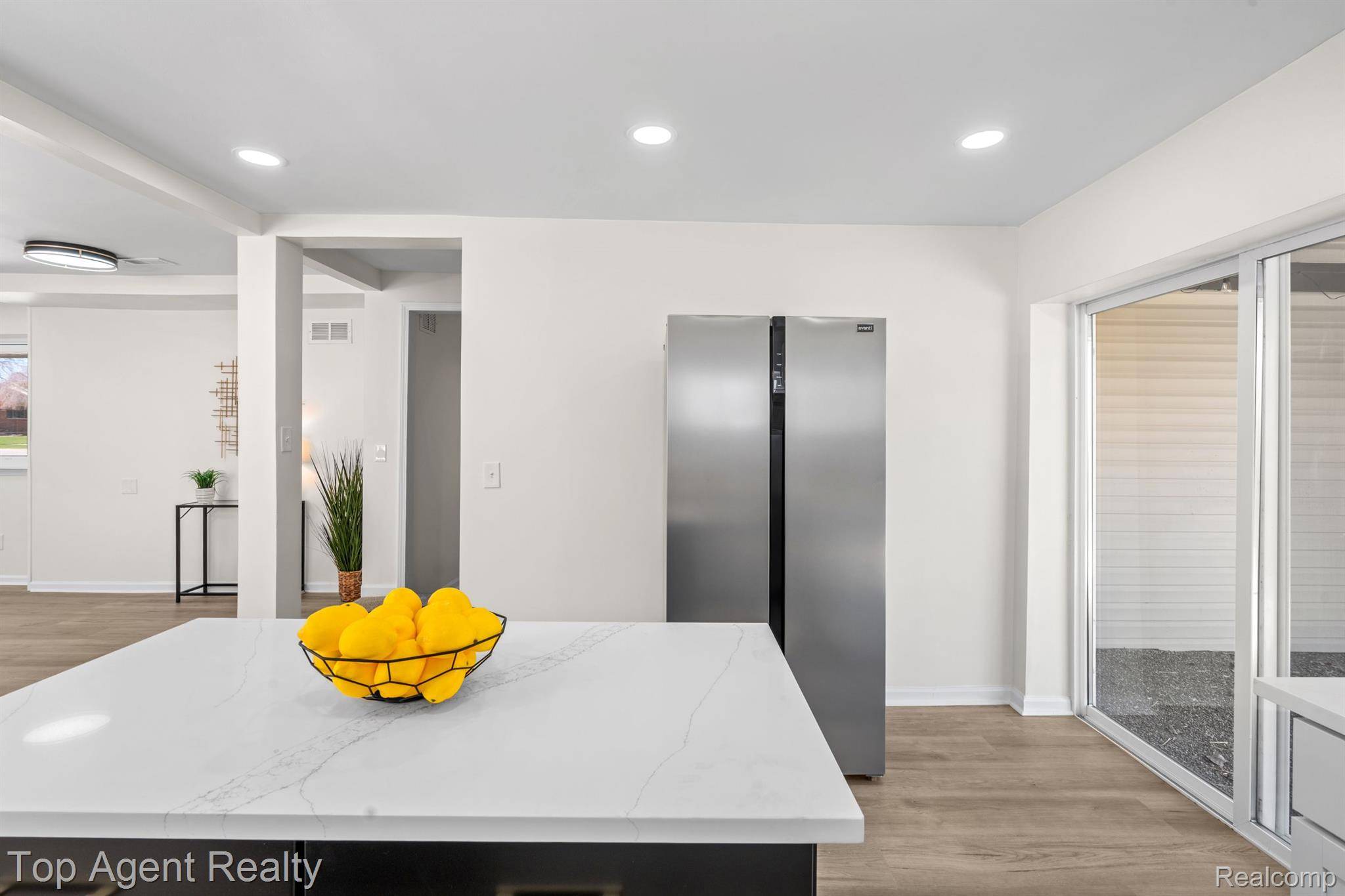 Clinton Township, MI 48035,23489 Talbot ST