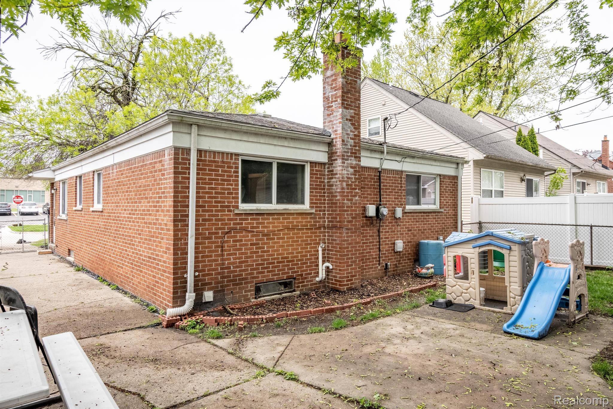 Redford, MI 48239,9968 GARFIELD