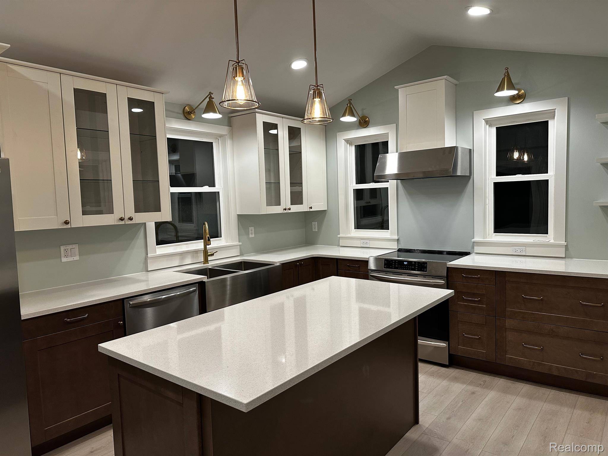 Sylvan Lake, MI 48320,1449 BENVENUE ST