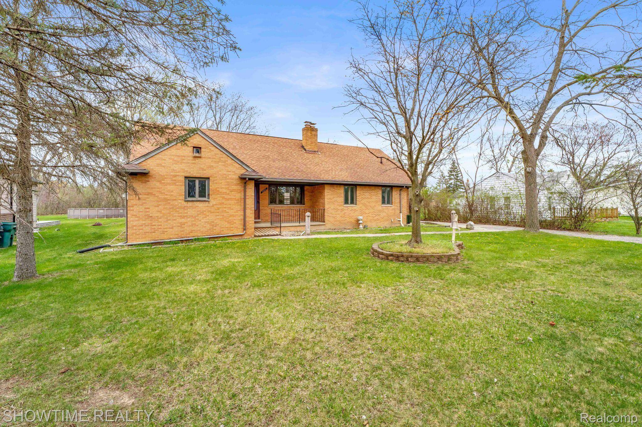 Troy, MI 48083,2927 DASHWOOD DR