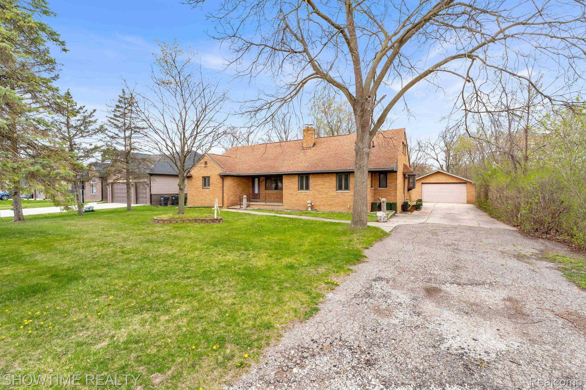 Troy, MI 48083,2927 DASHWOOD DR