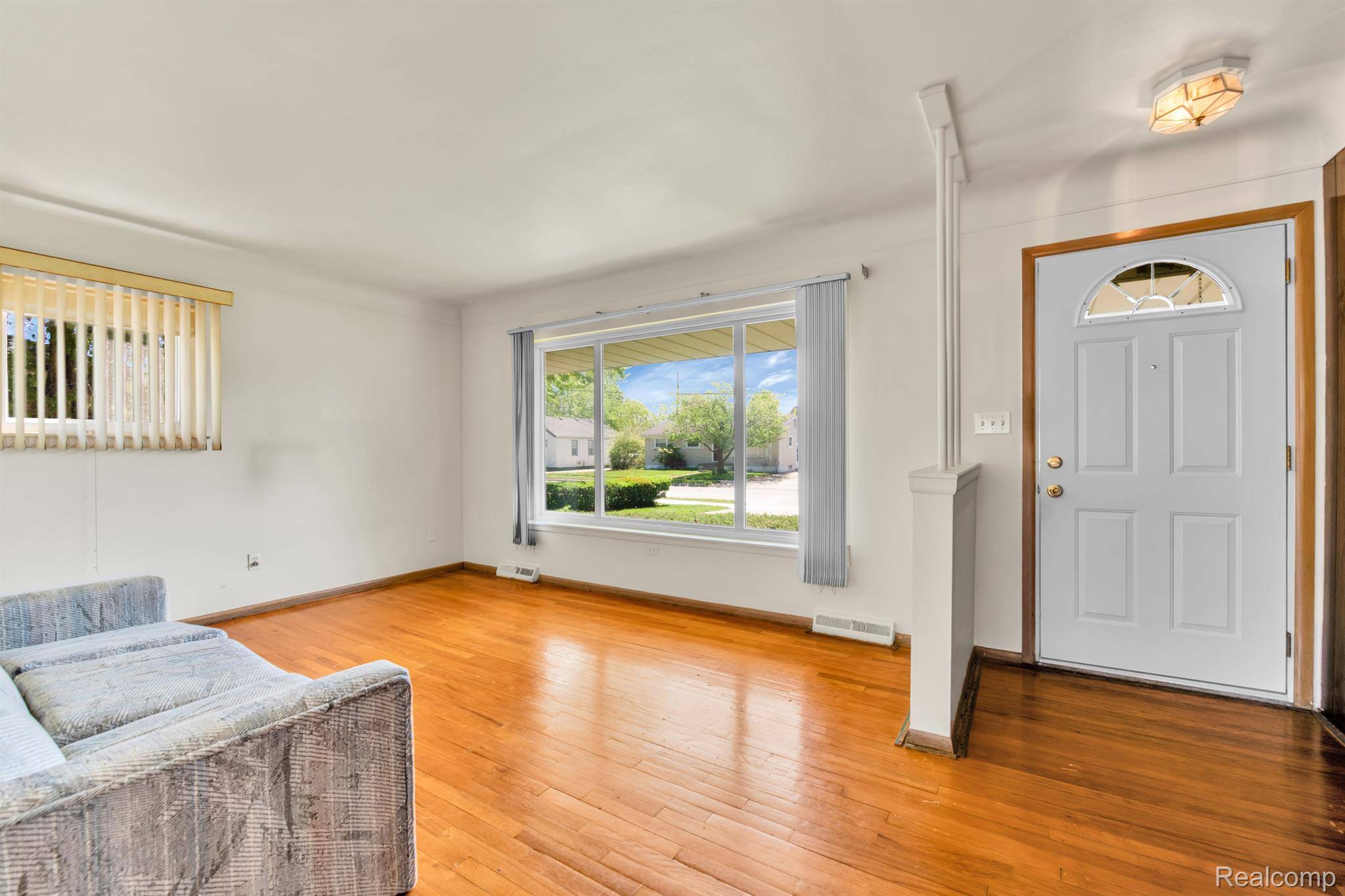 Warren, MI 48089,14671 CHESTERFIELD AVE