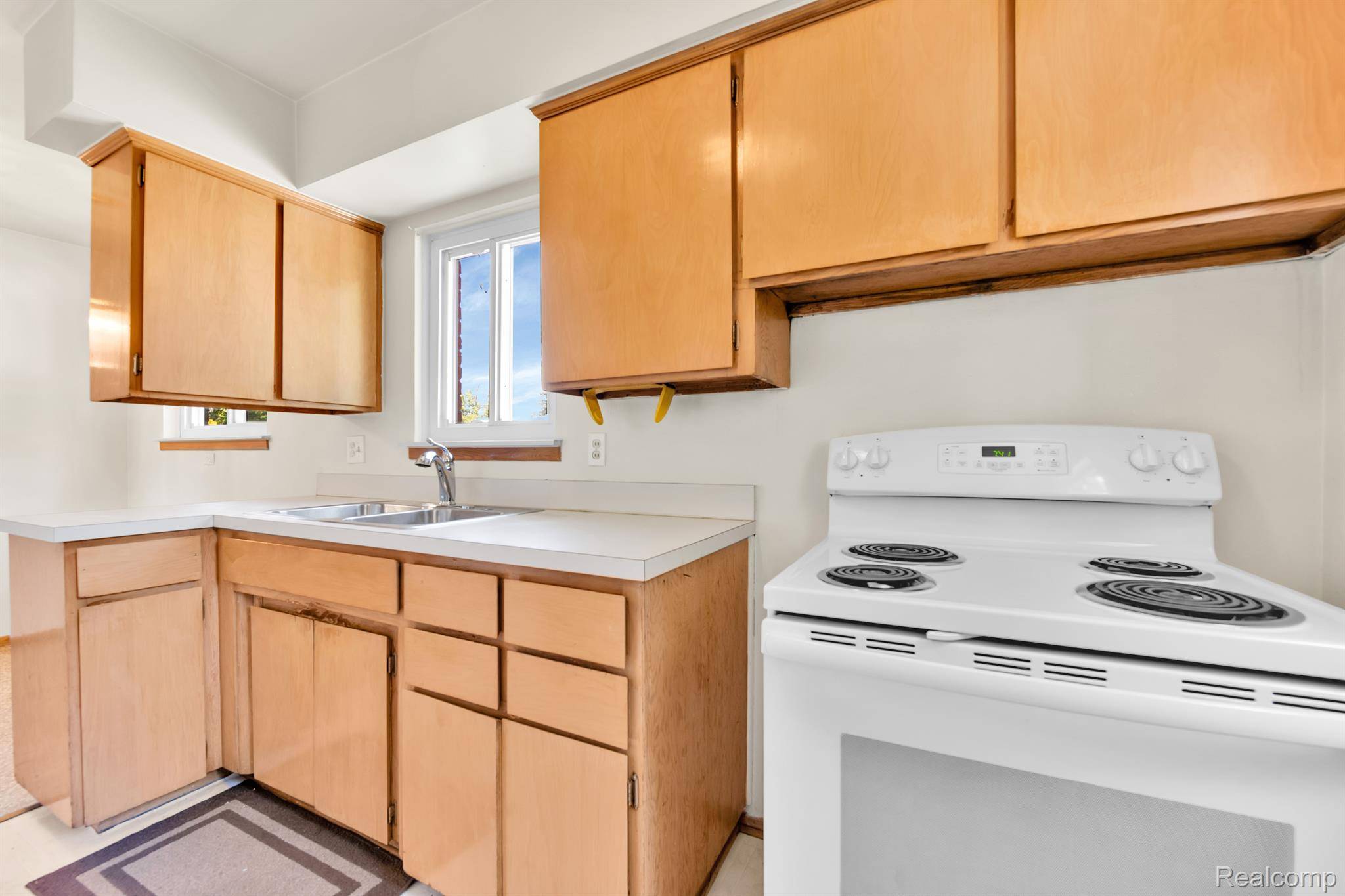 Warren, MI 48089,14671 CHESTERFIELD AVE