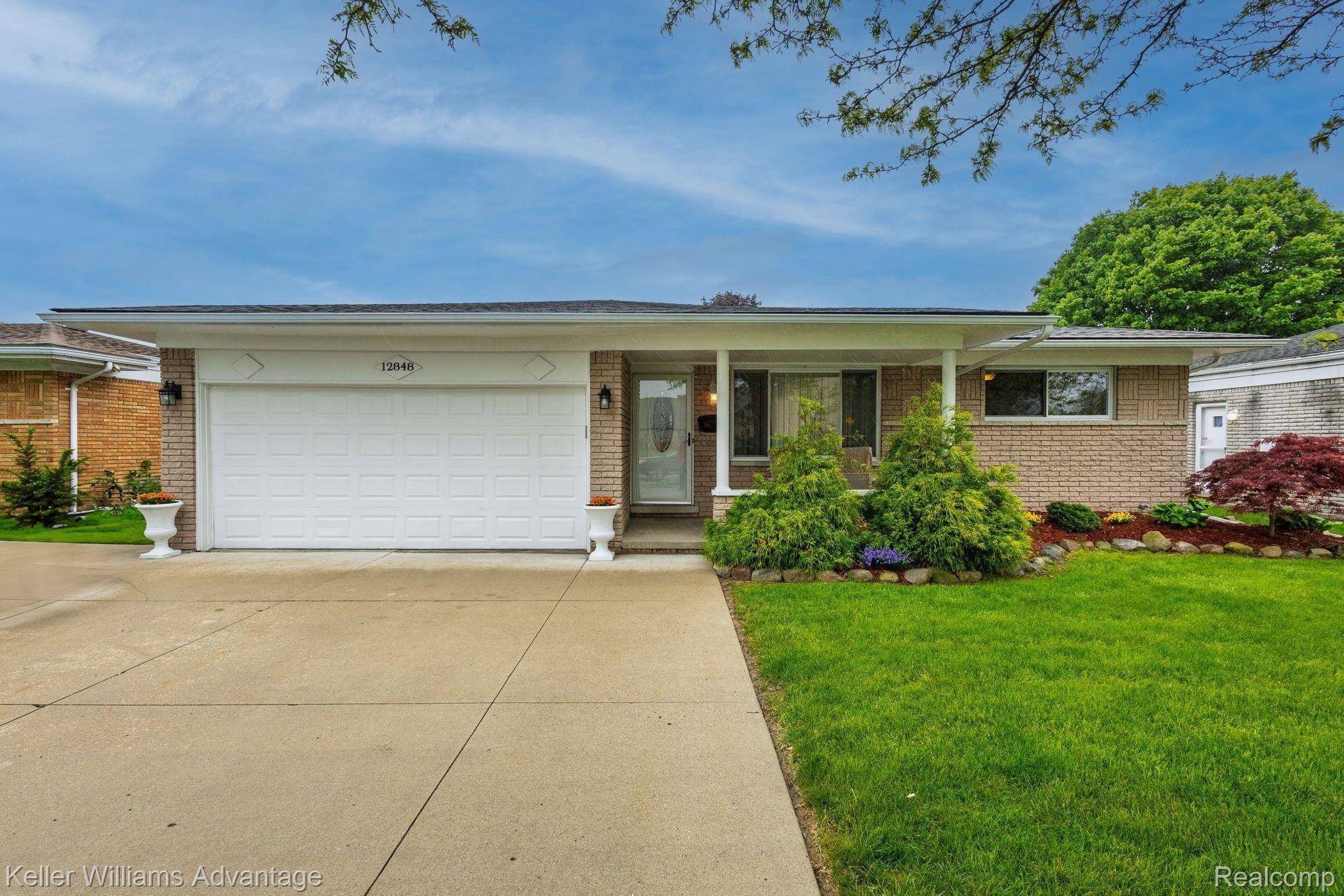 Warren, MI 48088,12848 E 14 MILE RD