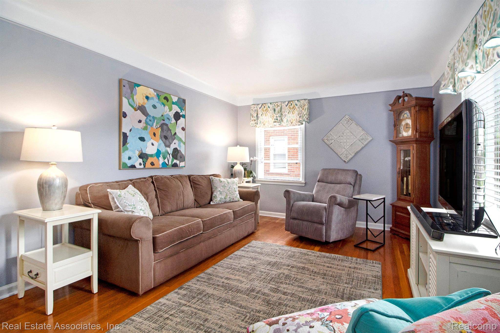 Livonia, MI 48150,11326 Loveland ST