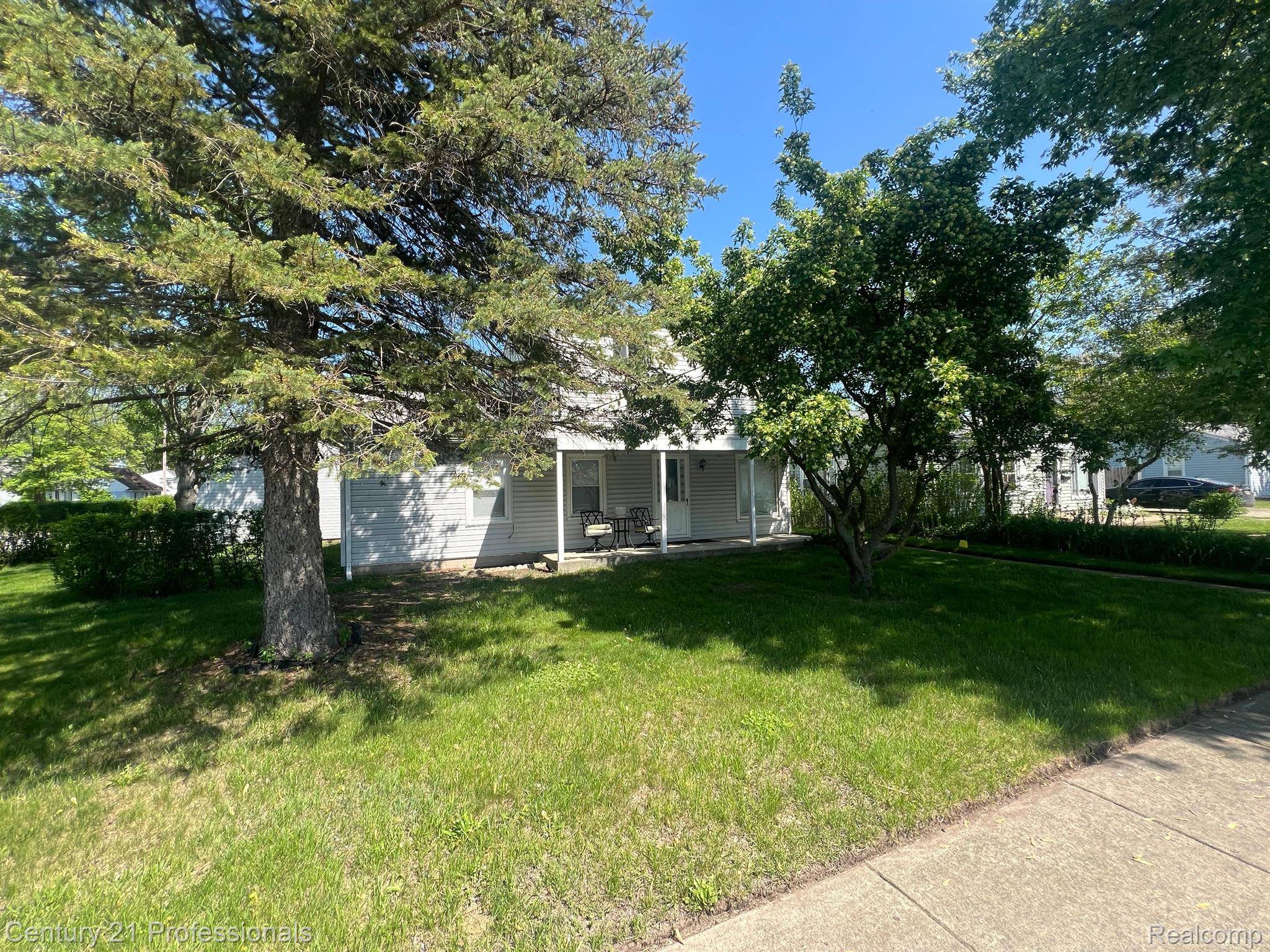 Garden City, MI 48135,858 VENOY RD