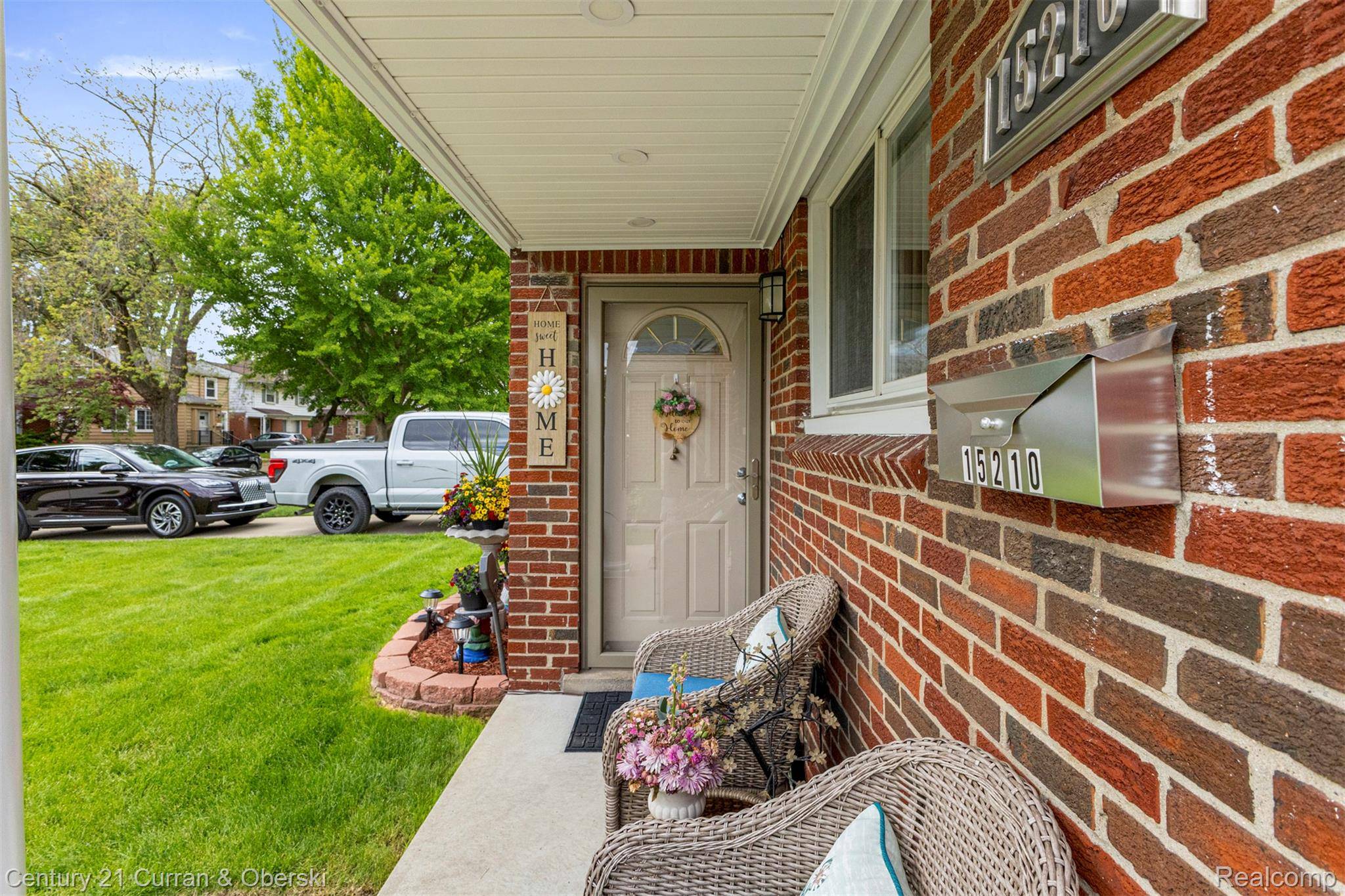 Allen Park, MI 48101,15210 Russell AVE