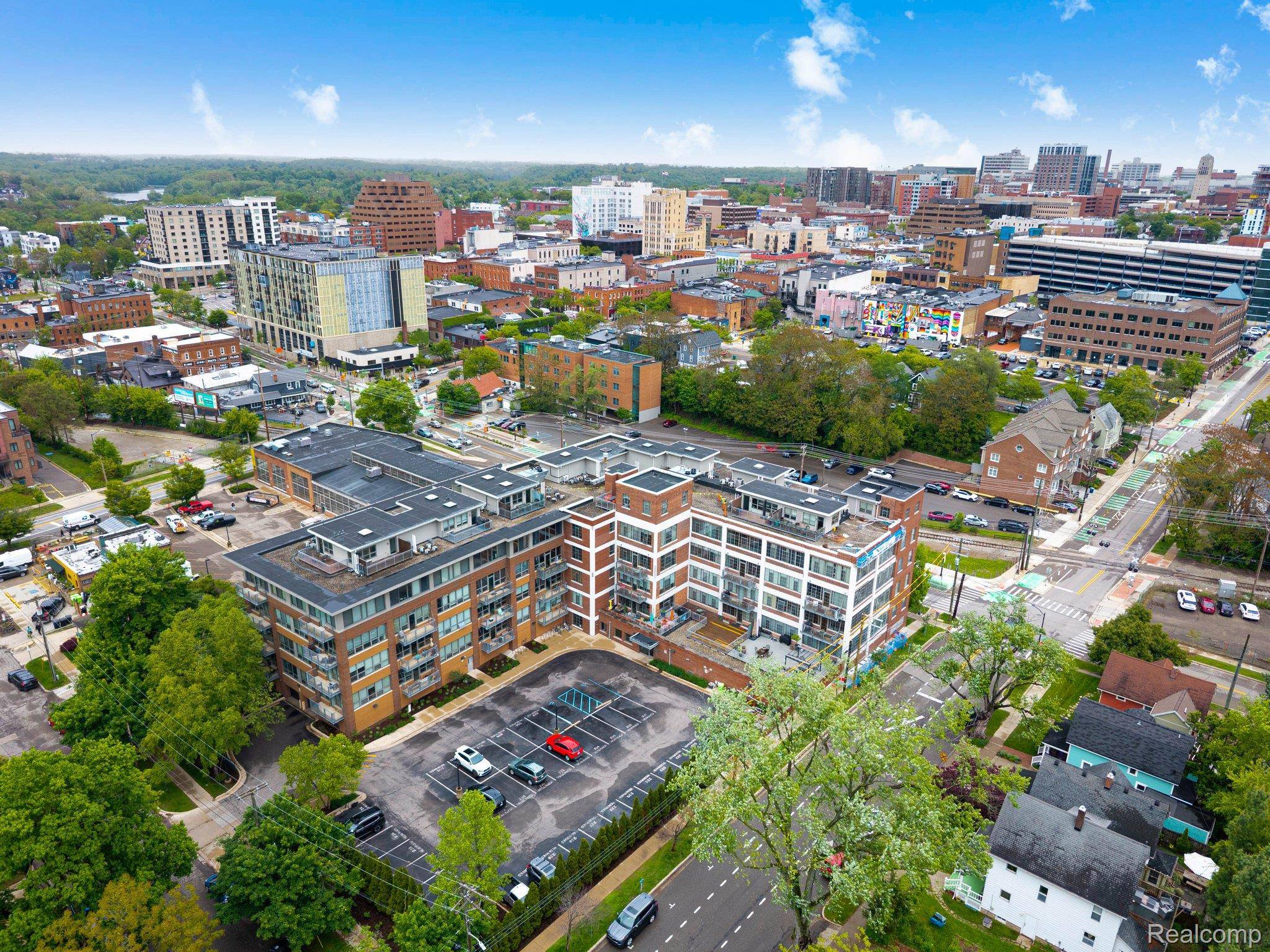 Ann Arbor, MI 48103,315 2nd ST #403