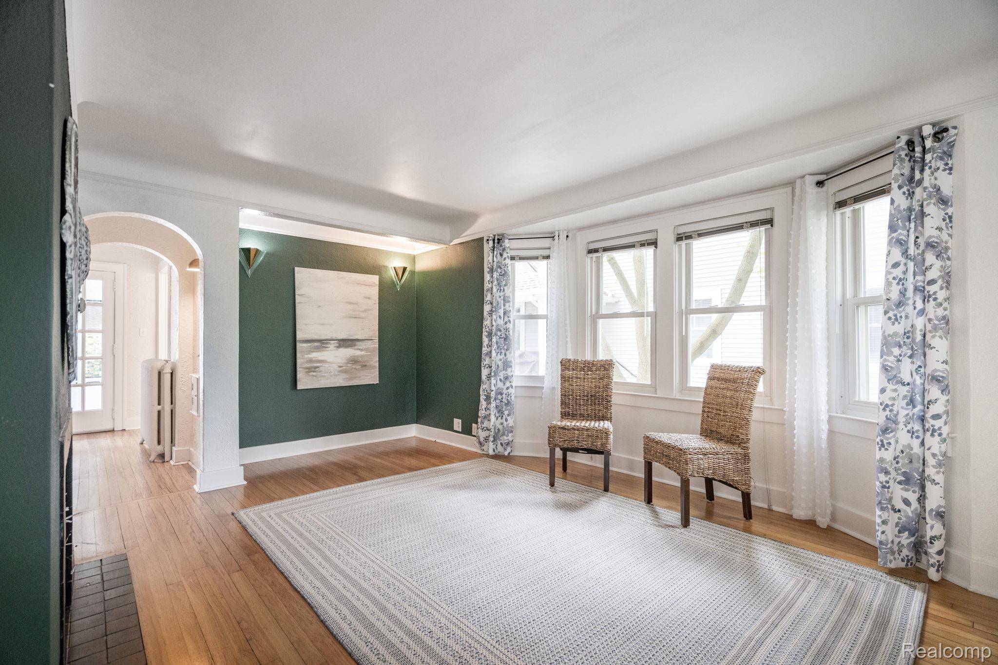 Rochester Hills, MI 48307,629 1st ST