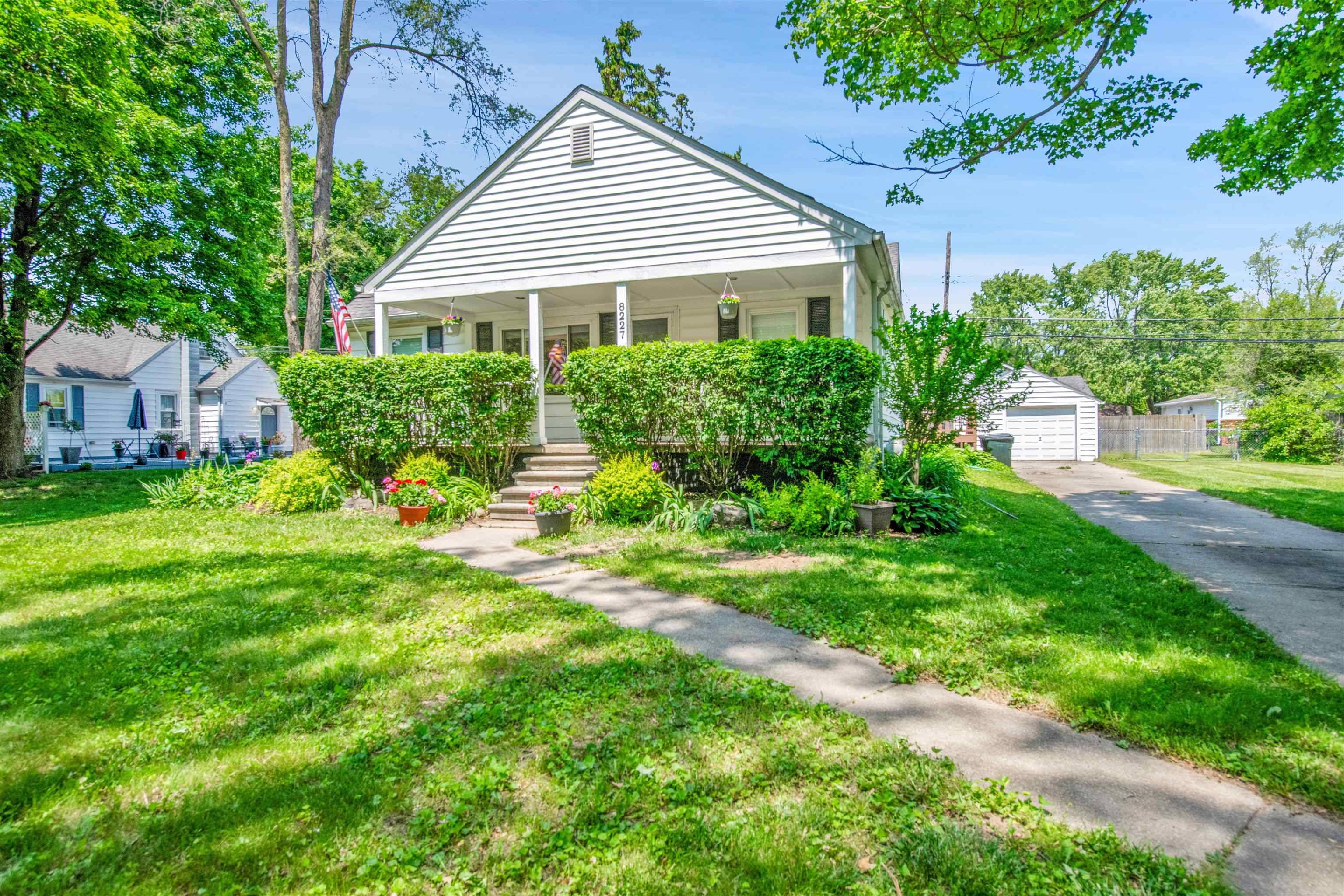 Shelby Twp, MI 48317,8227 Janis ST