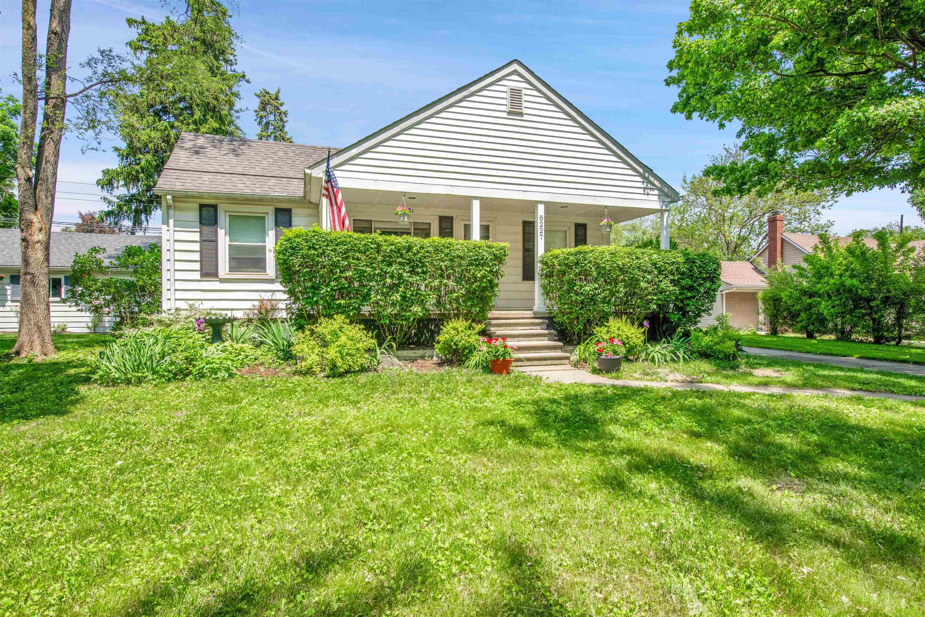 Shelby Twp, MI 48317,8227 Janis ST