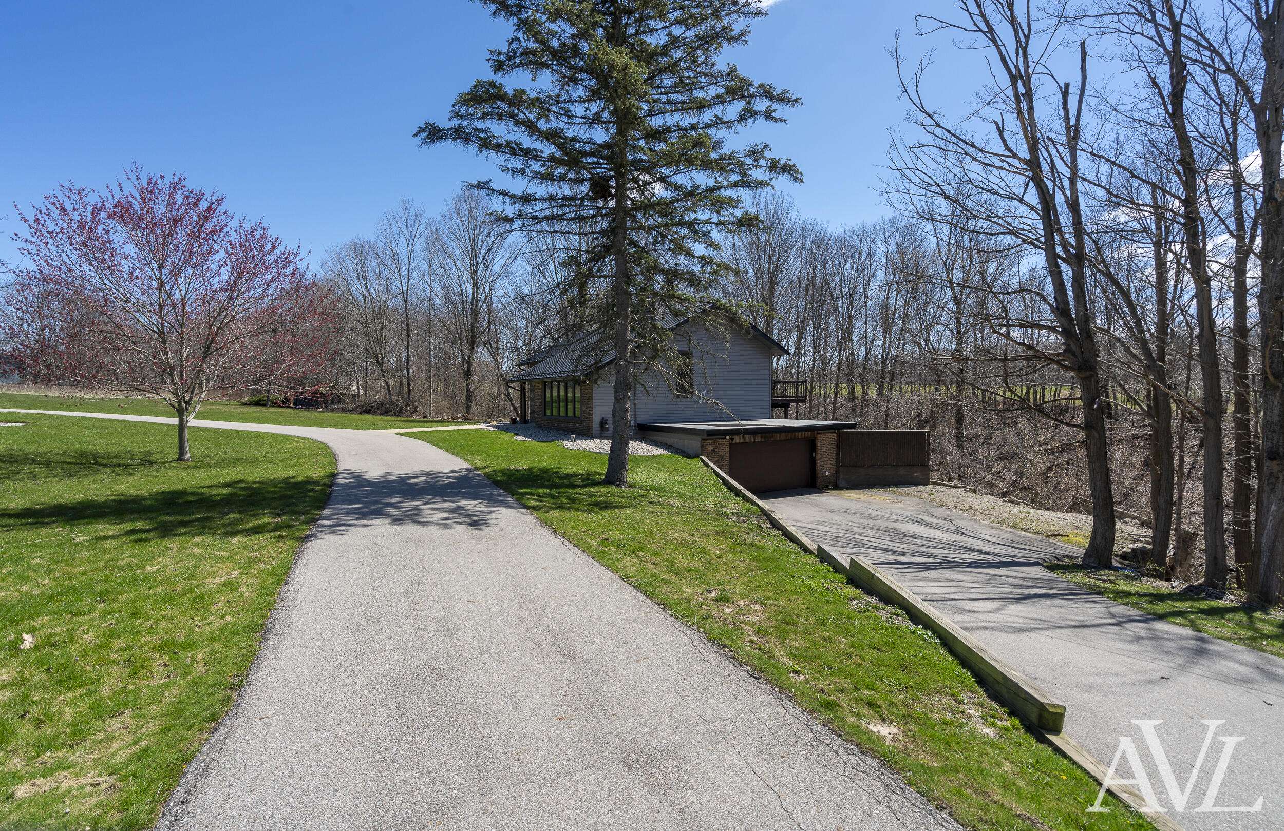 Marne, MI 49435,3086 Leonard ST