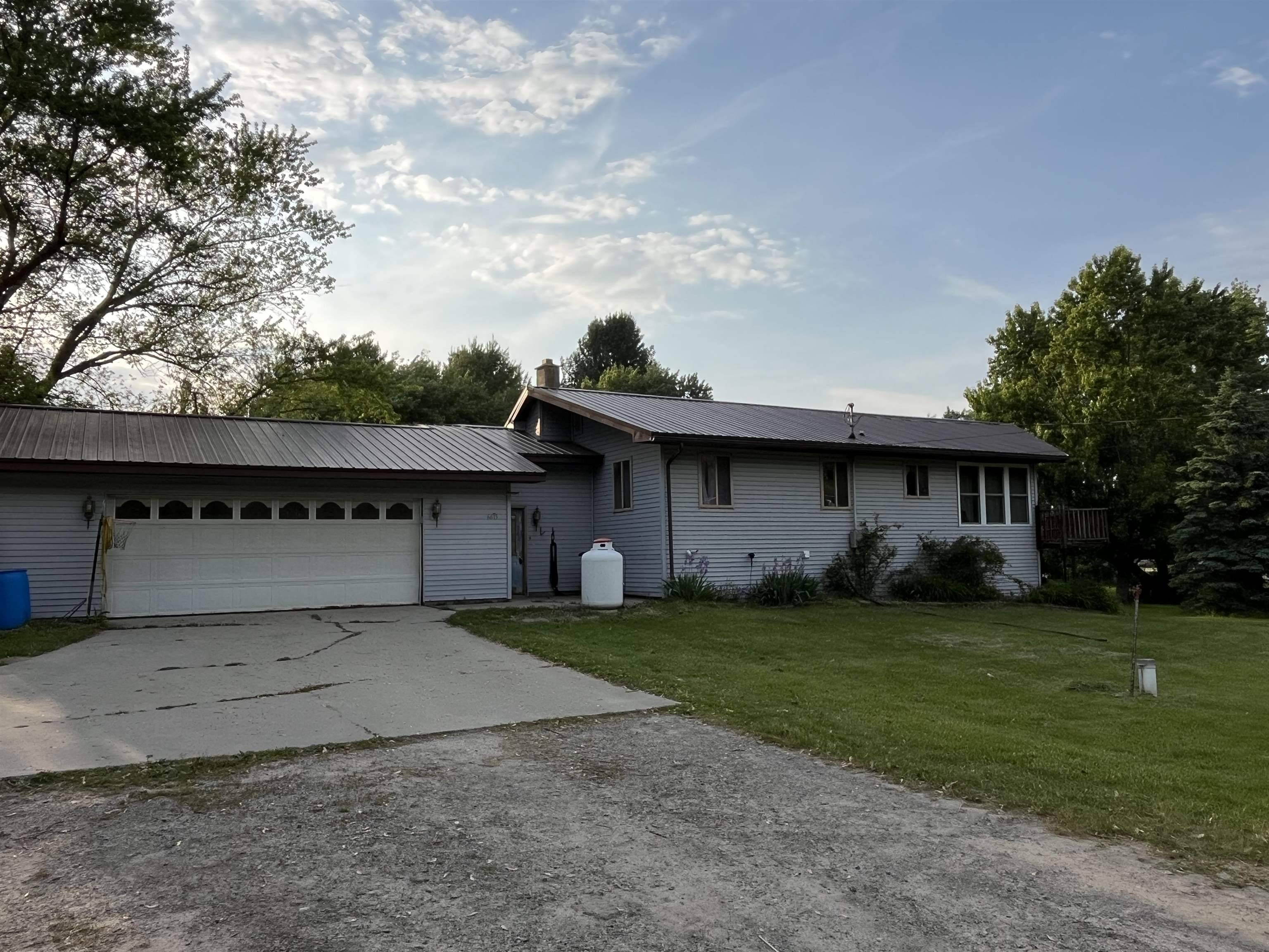 Riverdale, MI 48877,6615 Manley DR