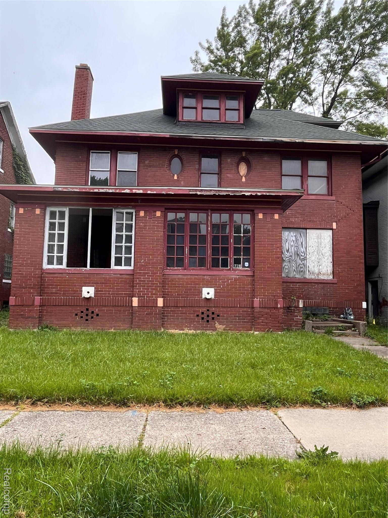 Detroit, MI 48202,728 Lawrence ST
