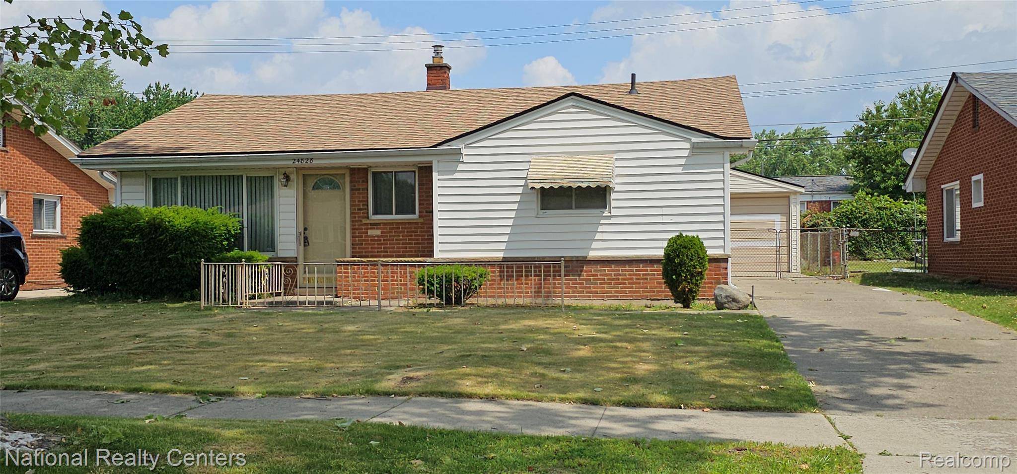 Dearborn Heights, MI 48125,24828 Currier ST