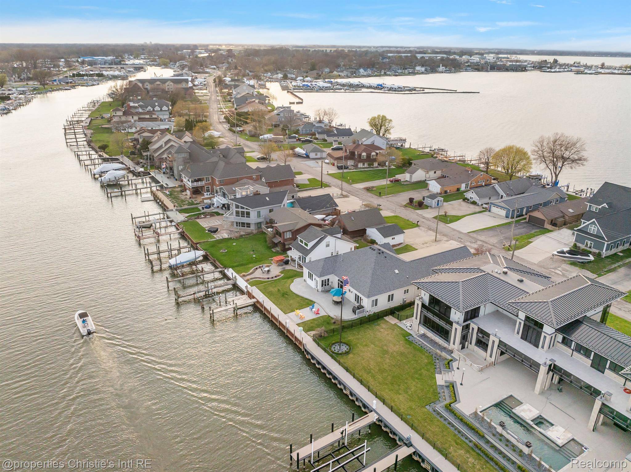 Harrison Township, MI 48045,32560 N River RD