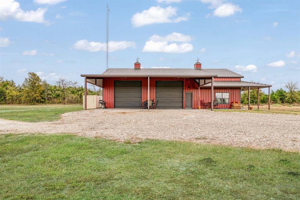 Roxton, TX 75477,445 CR 24200