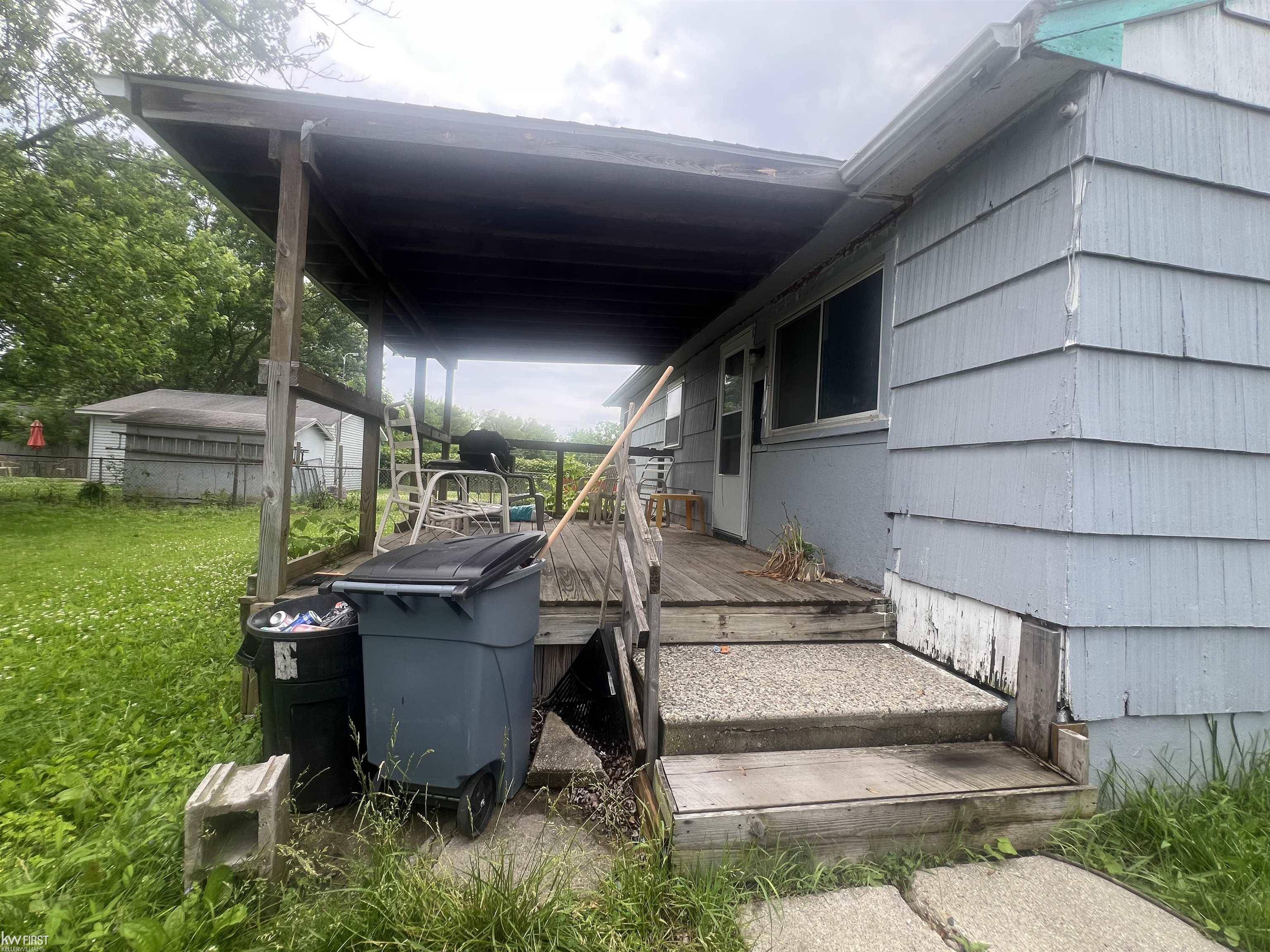 Flint, MI 48505,1297 W Kurtz AVE