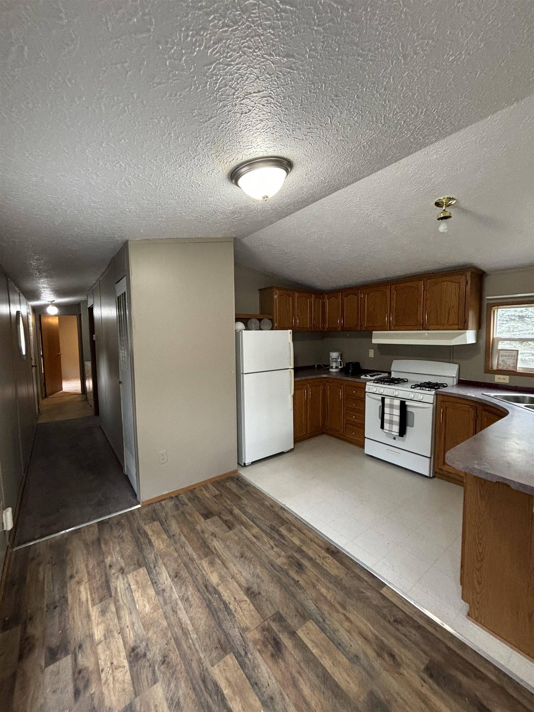 Croswell, MI 48422,5393 CEDAR ST