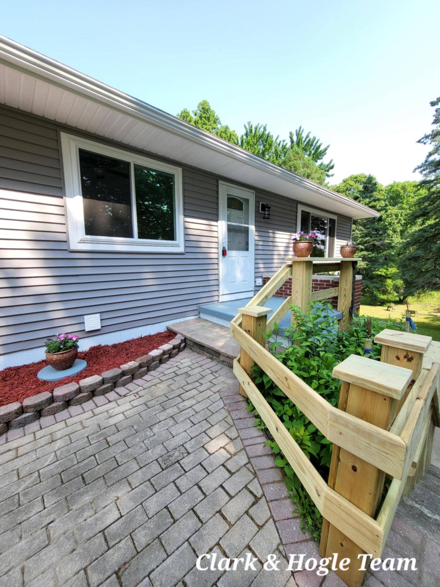 Bath, MI 48808,14264 Watson RD