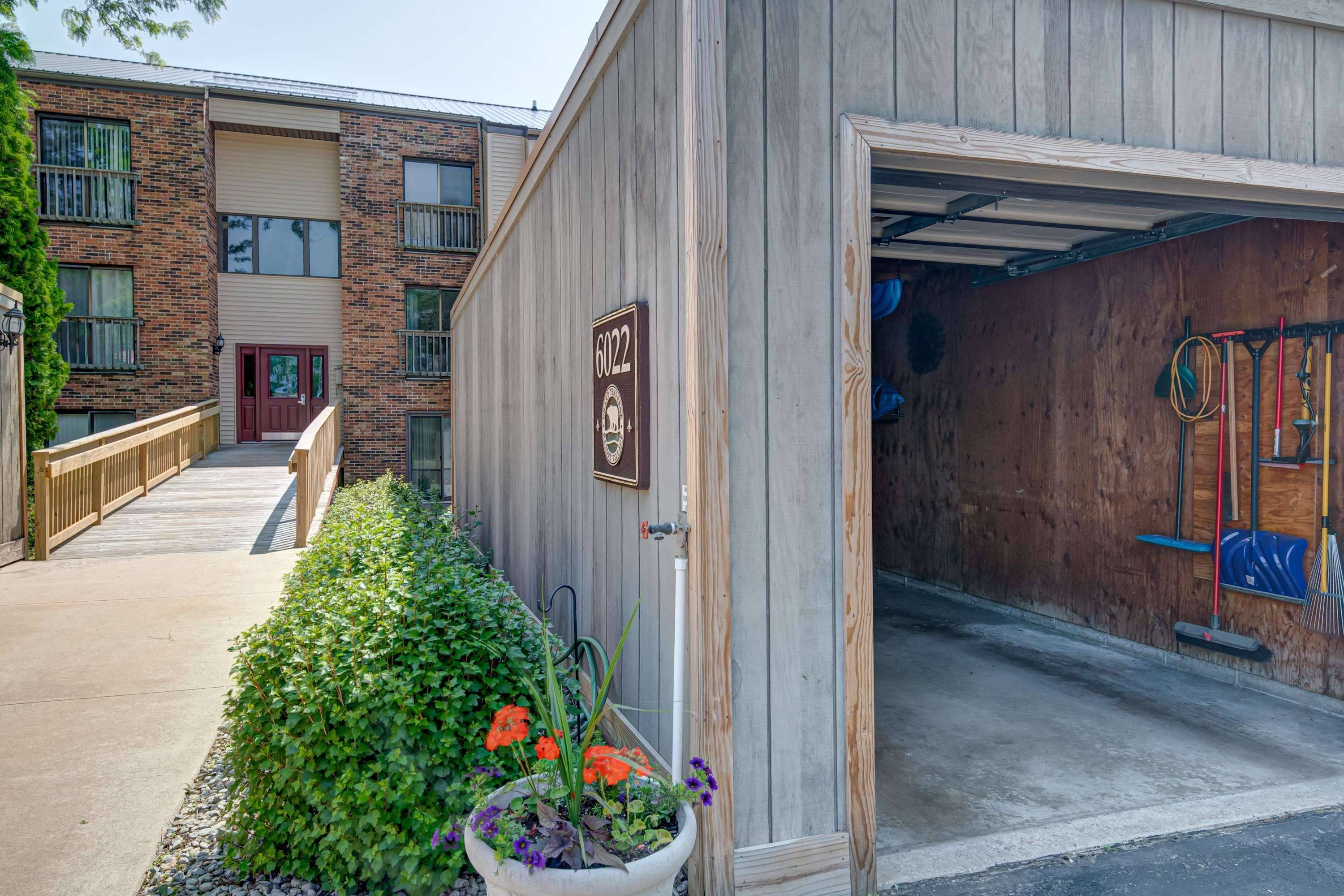 6022 Holt RD, Acme Twp, MI 49690