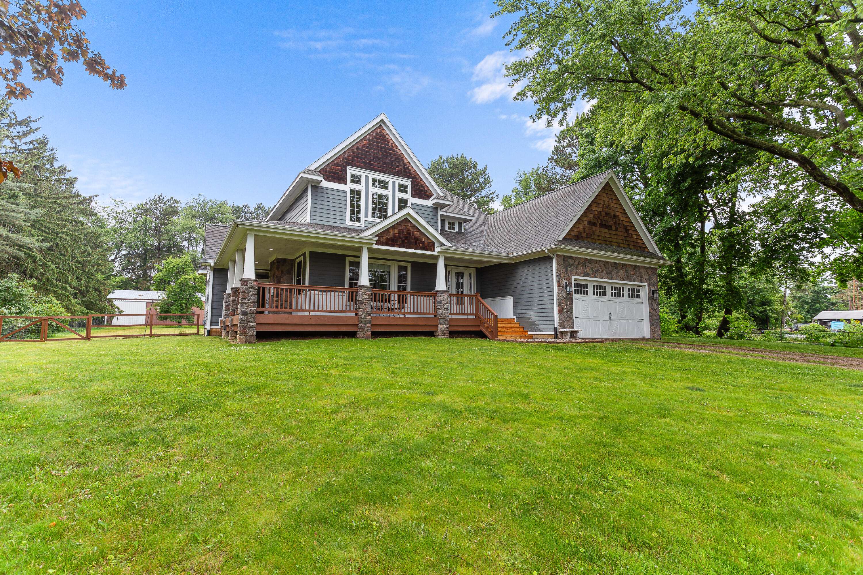 Linden, MI 48451,16320 Hi Land TRL