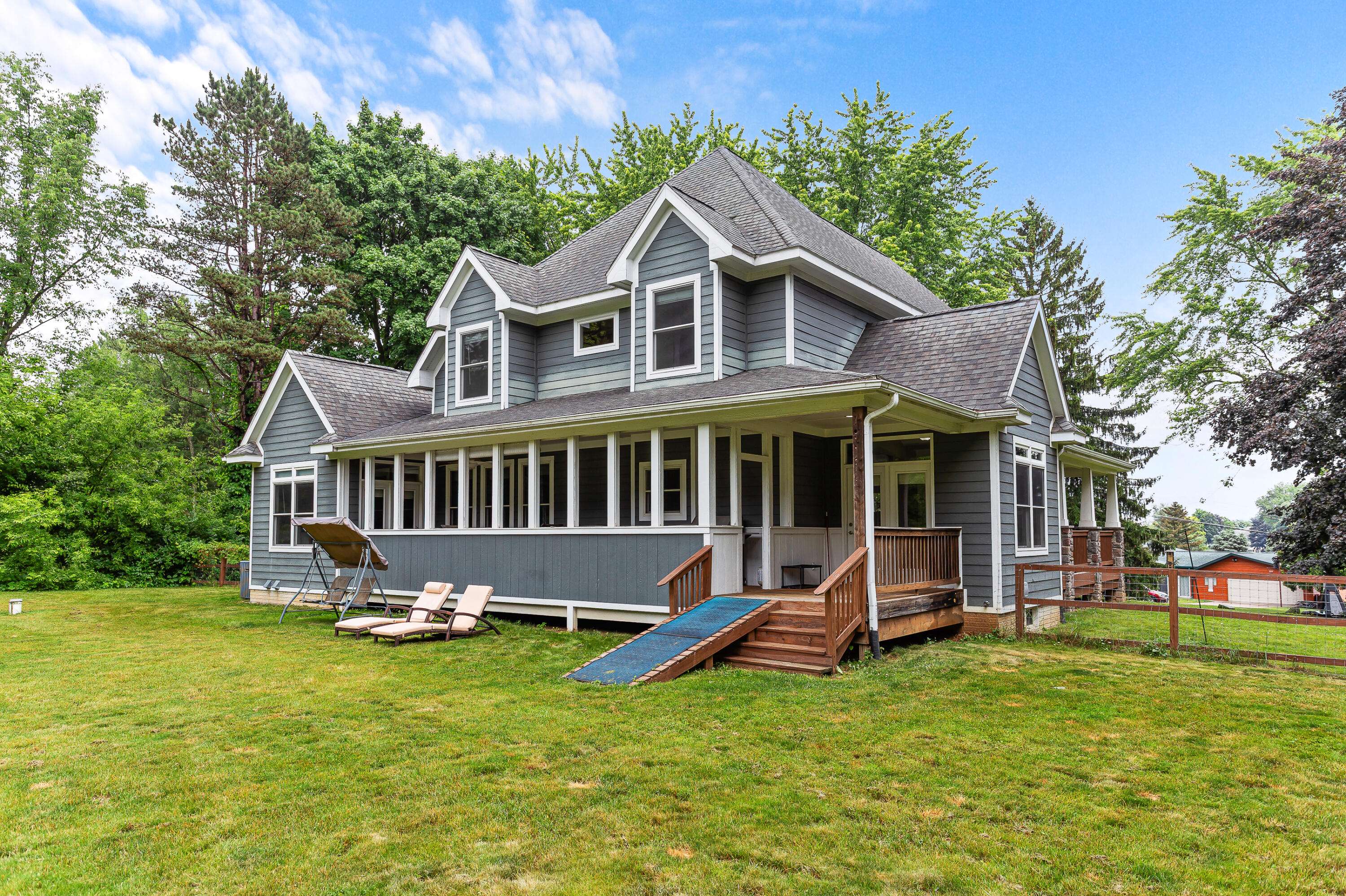 Linden, MI 48451,16320 Hi Land TRL