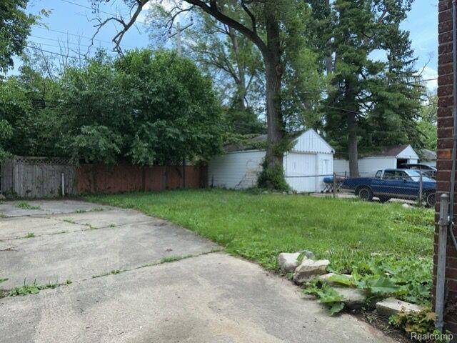 Detroit, MI 48235,18058 TRACEY ST
