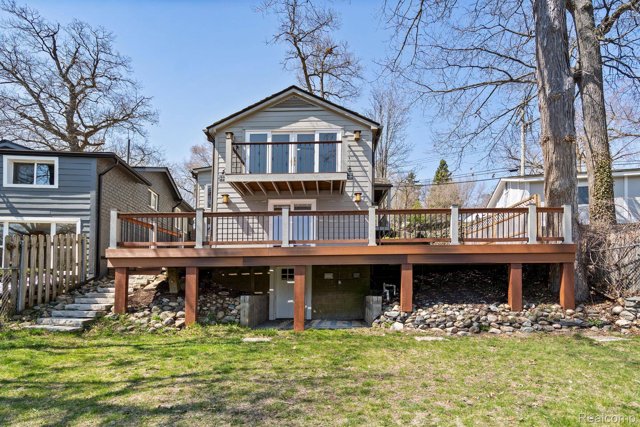 Lake Orion, MI 48362,561 Bellevue AVE