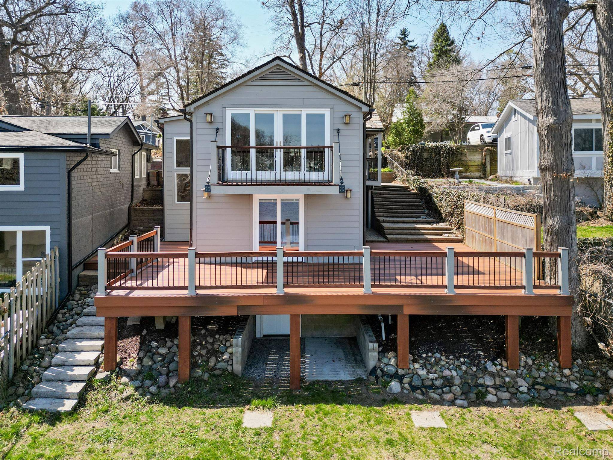 Lake Orion, MI 48362,561 Bellevue AVE