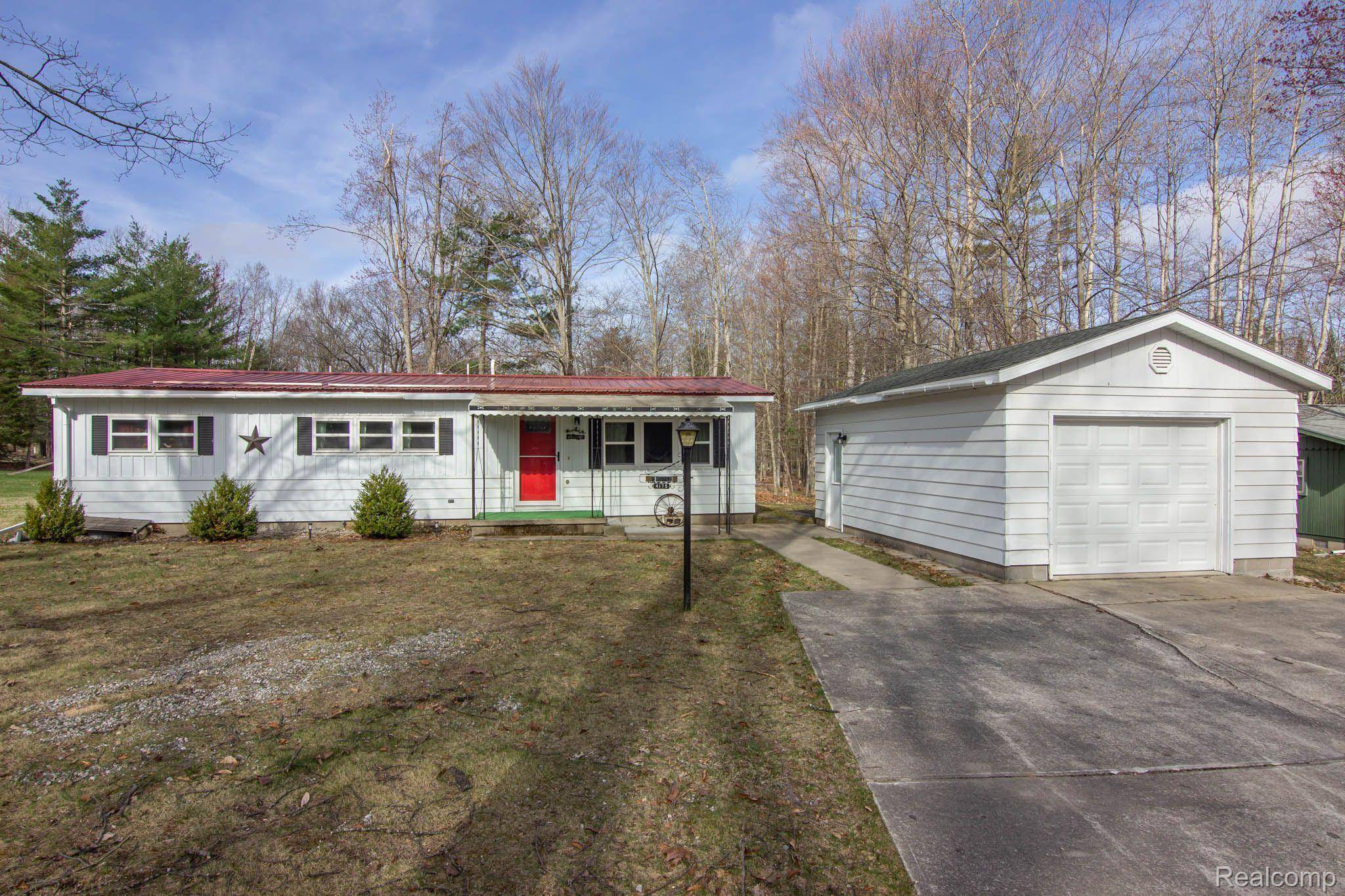 4175 N HAZEL RD, Alcona Twp, MI 48742