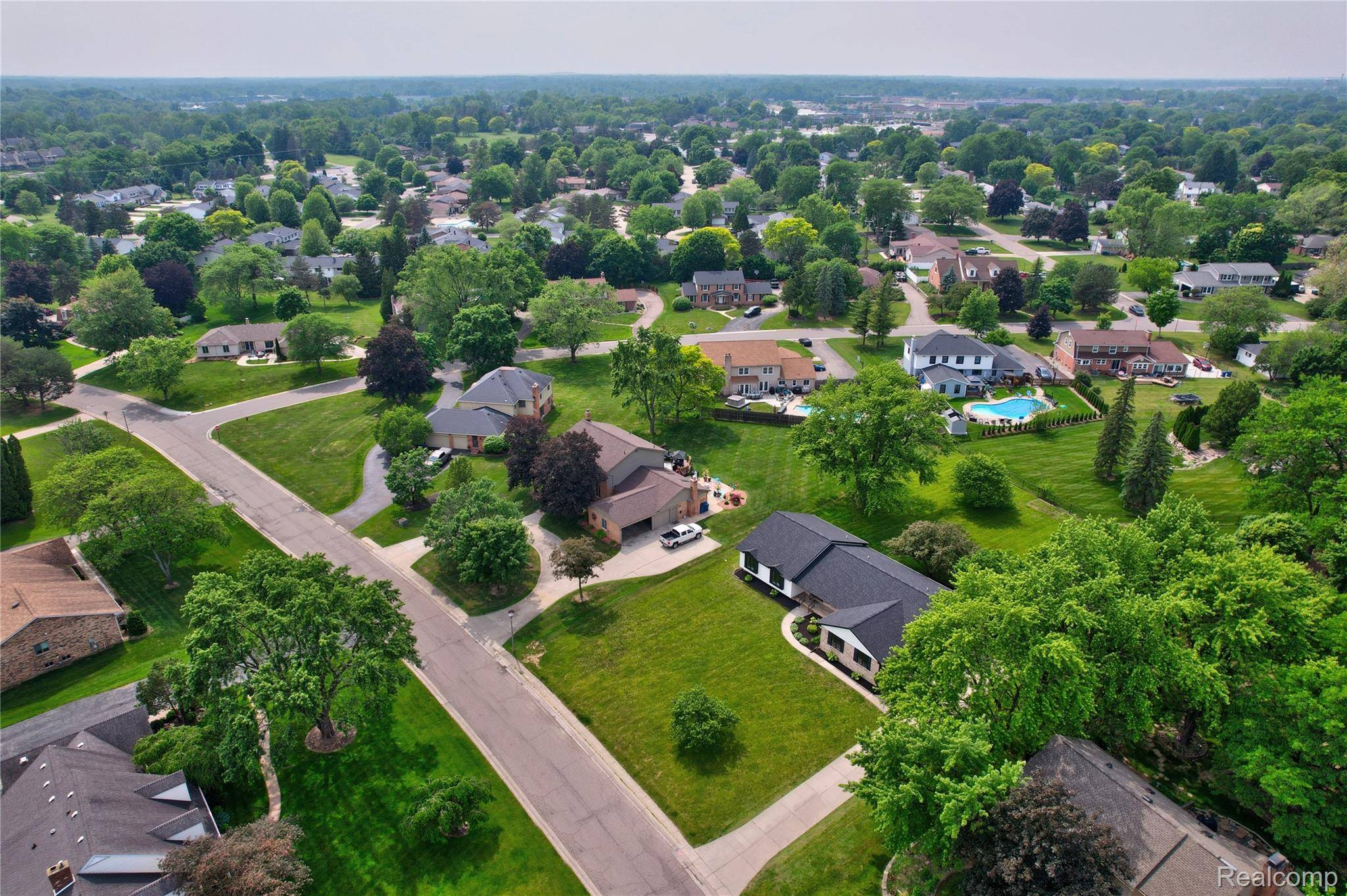 Grand Blanc, MI 48439,507 Charing Cross DR