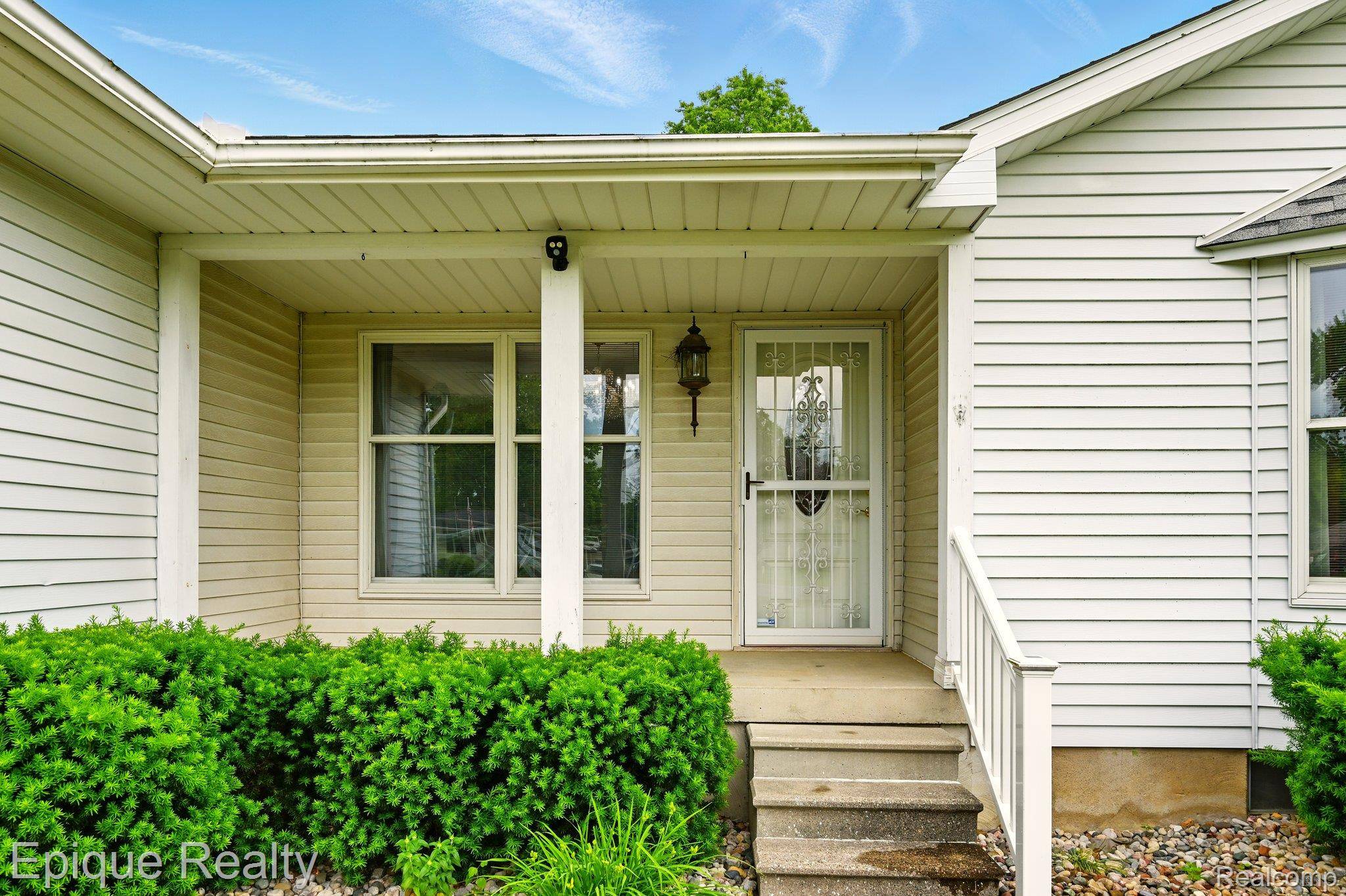 Burton, MI 48519,2441 Cheryl Ann DR