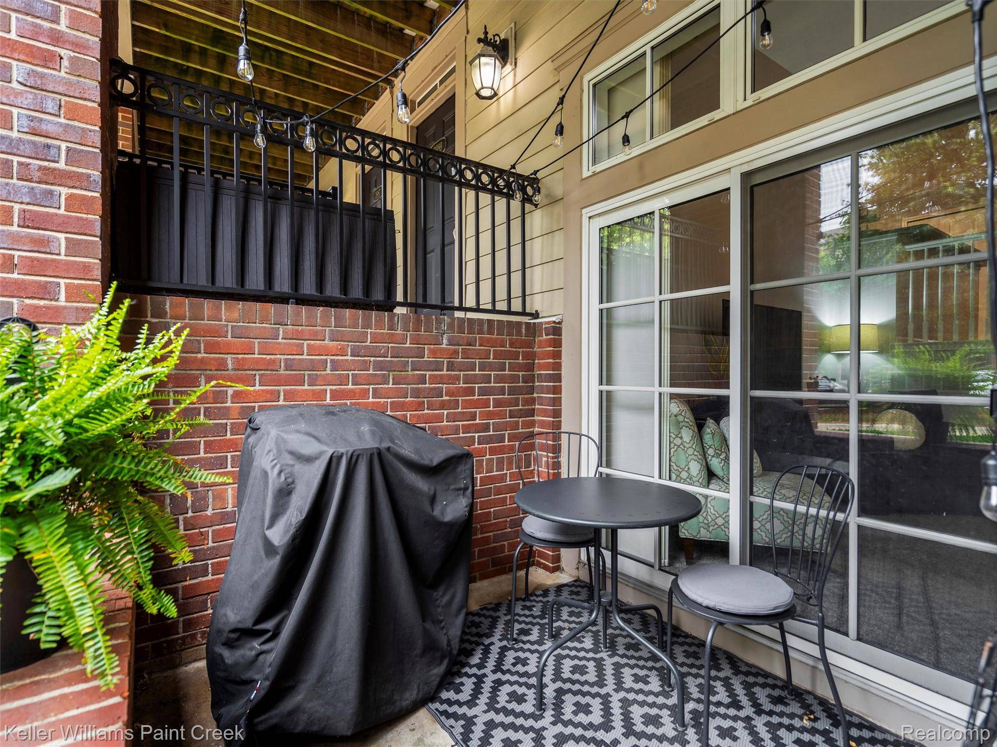 Auburn Hills, MI 48326,3991 Forester BLVD