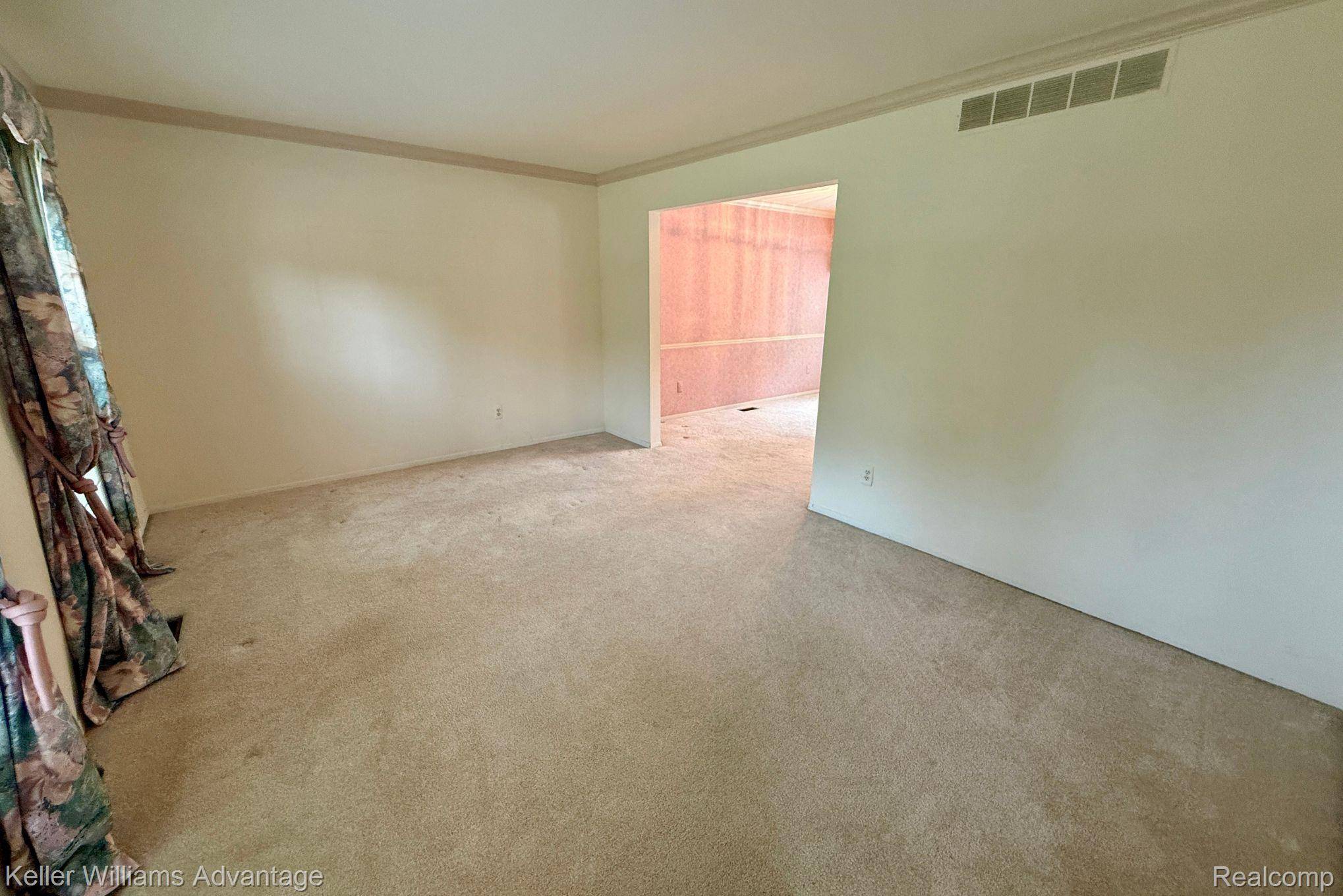 Novi, MI 48375,40795 Katie DR