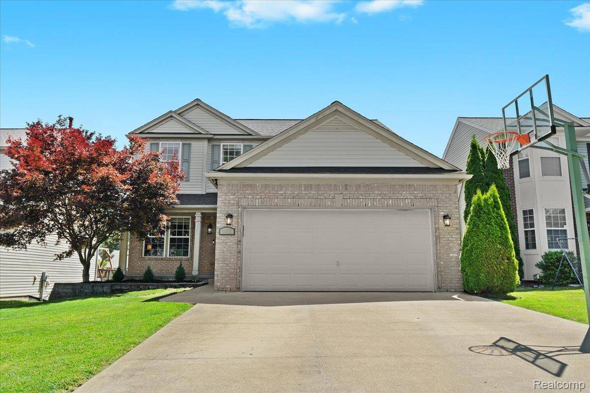 Howell, MI 48843,1032 Tudor LN